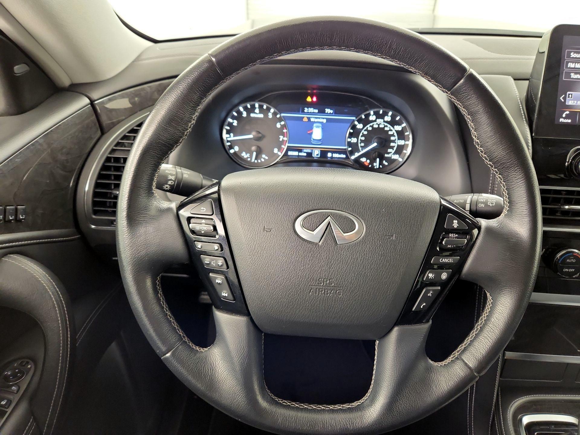 Thumbnail: 2022 INFINITI QX80 - 10