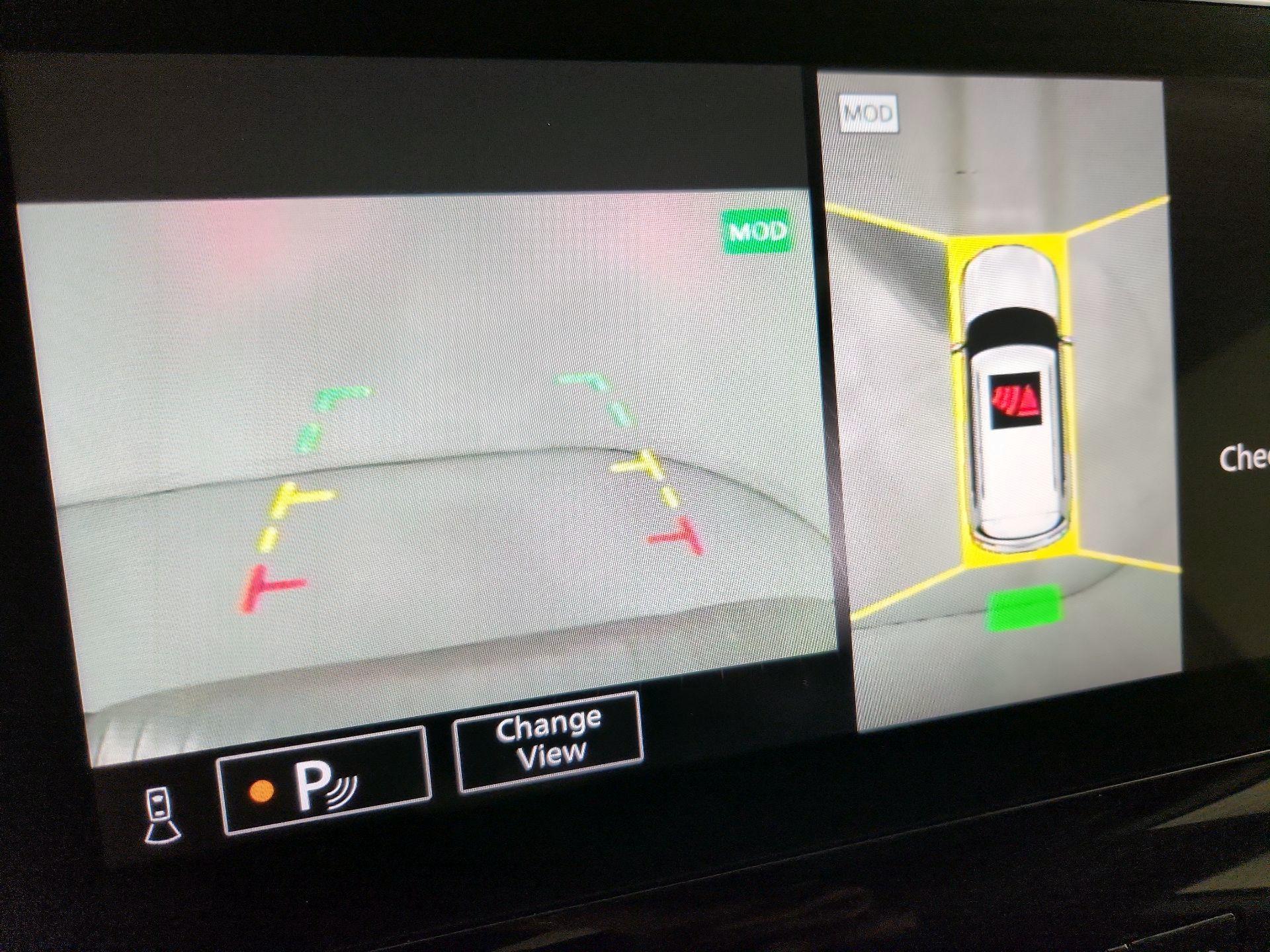 Thumbnail: 2022 INFINITI QX80 - 14