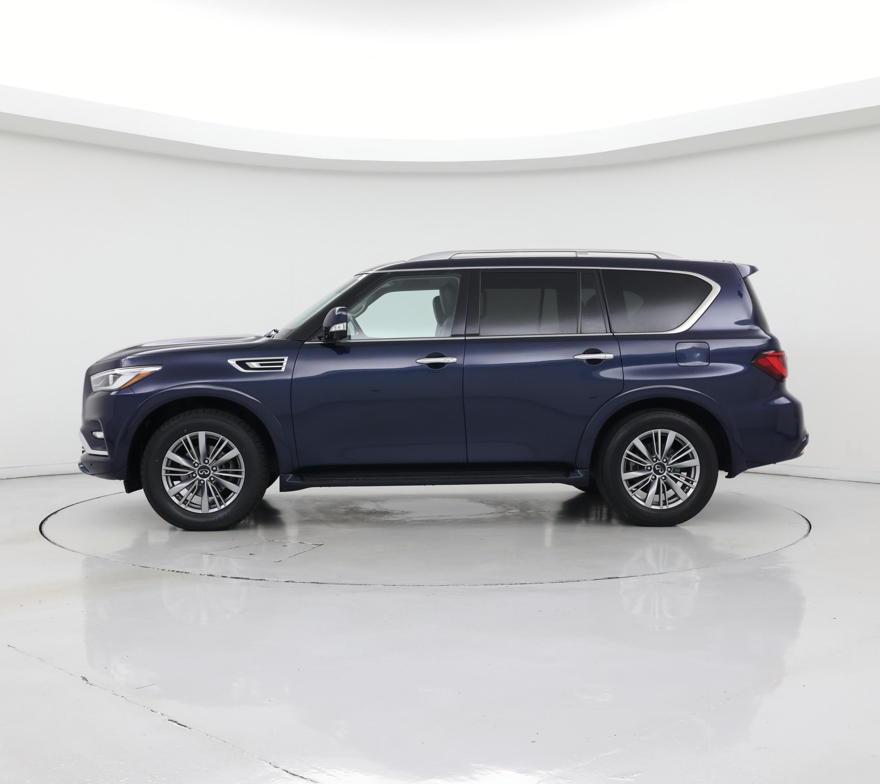 Thumbnail: 2022 INFINITI QX80 - 3