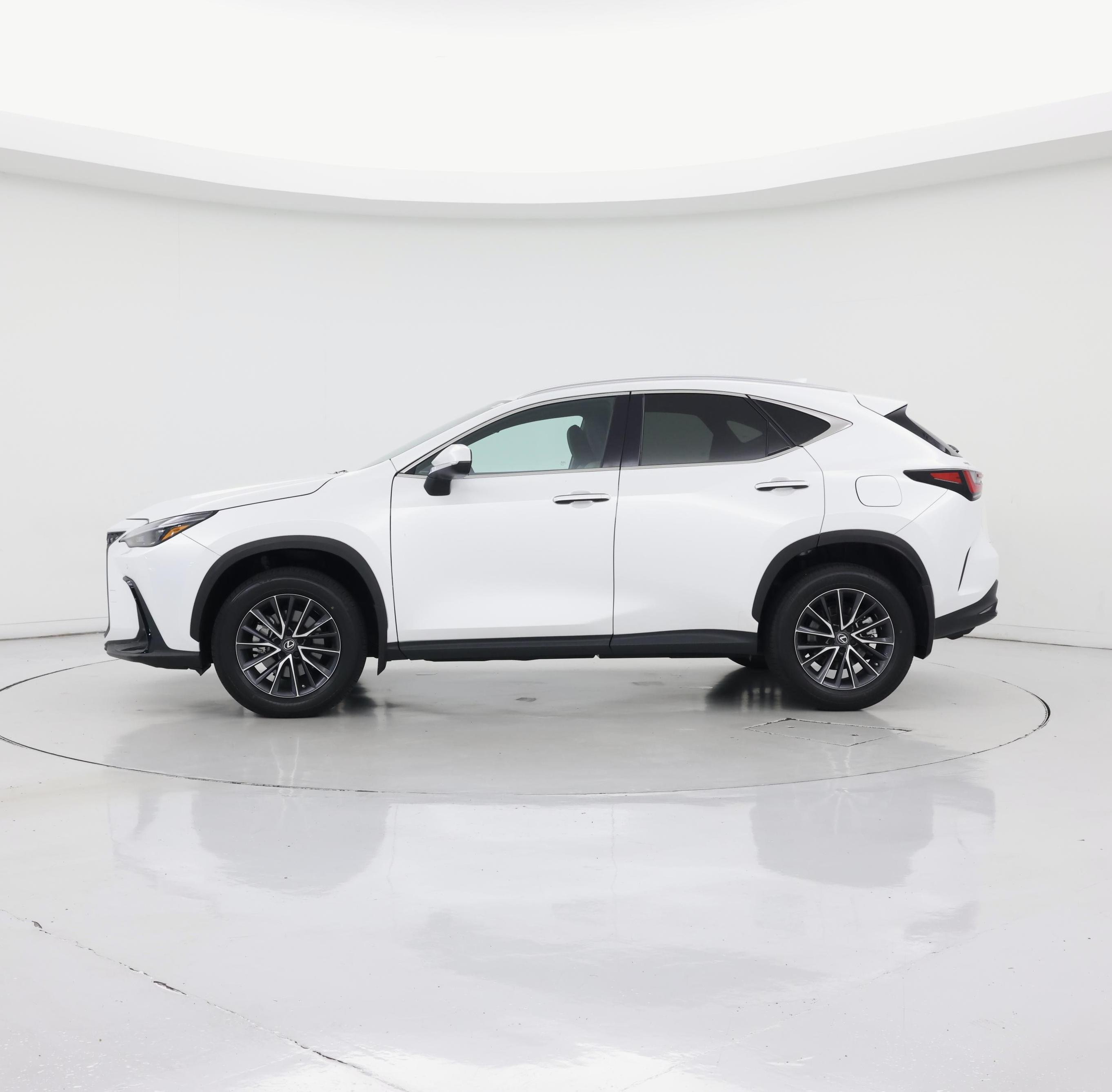 Thumbnail: 2022 Lexus NX - 3