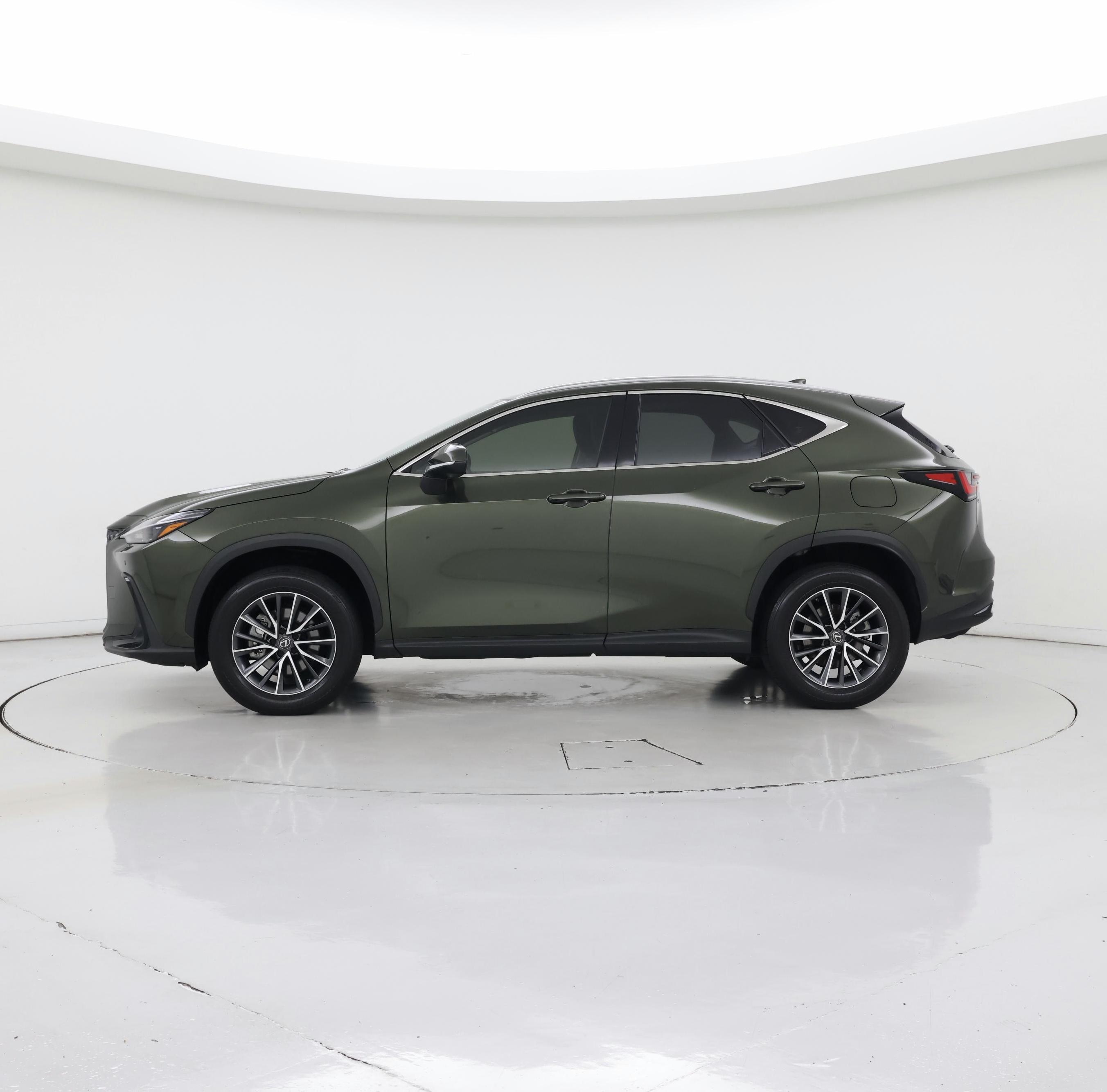 Thumbnail: 2022 Lexus NX - 3