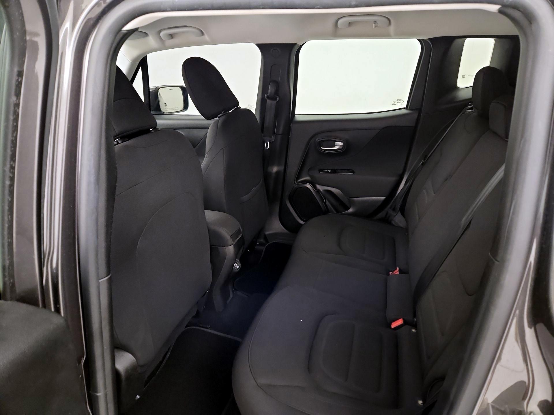 Thumbnail: 2020 Jeep Renegade - 19