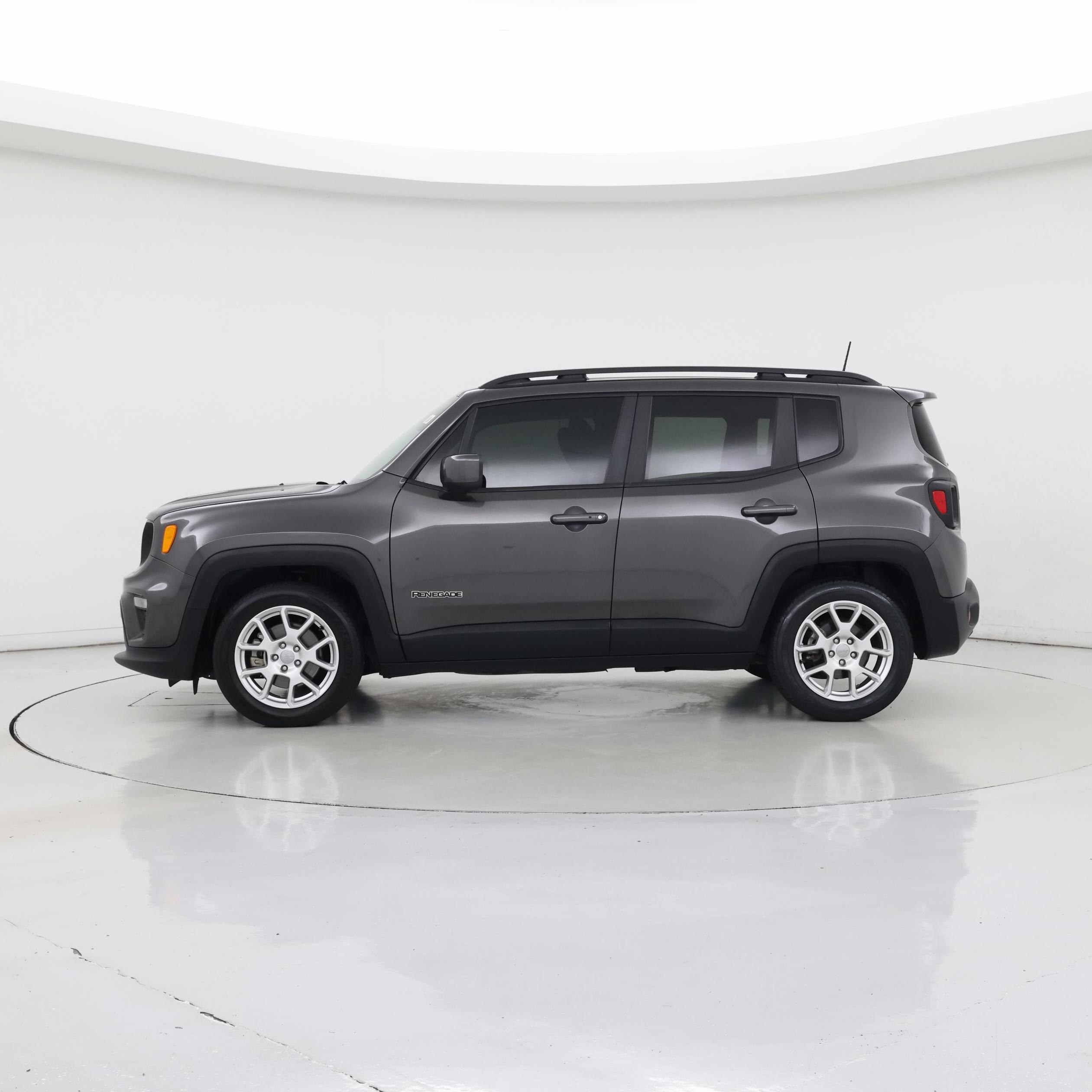 Thumbnail: 2020 Jeep Renegade - 3