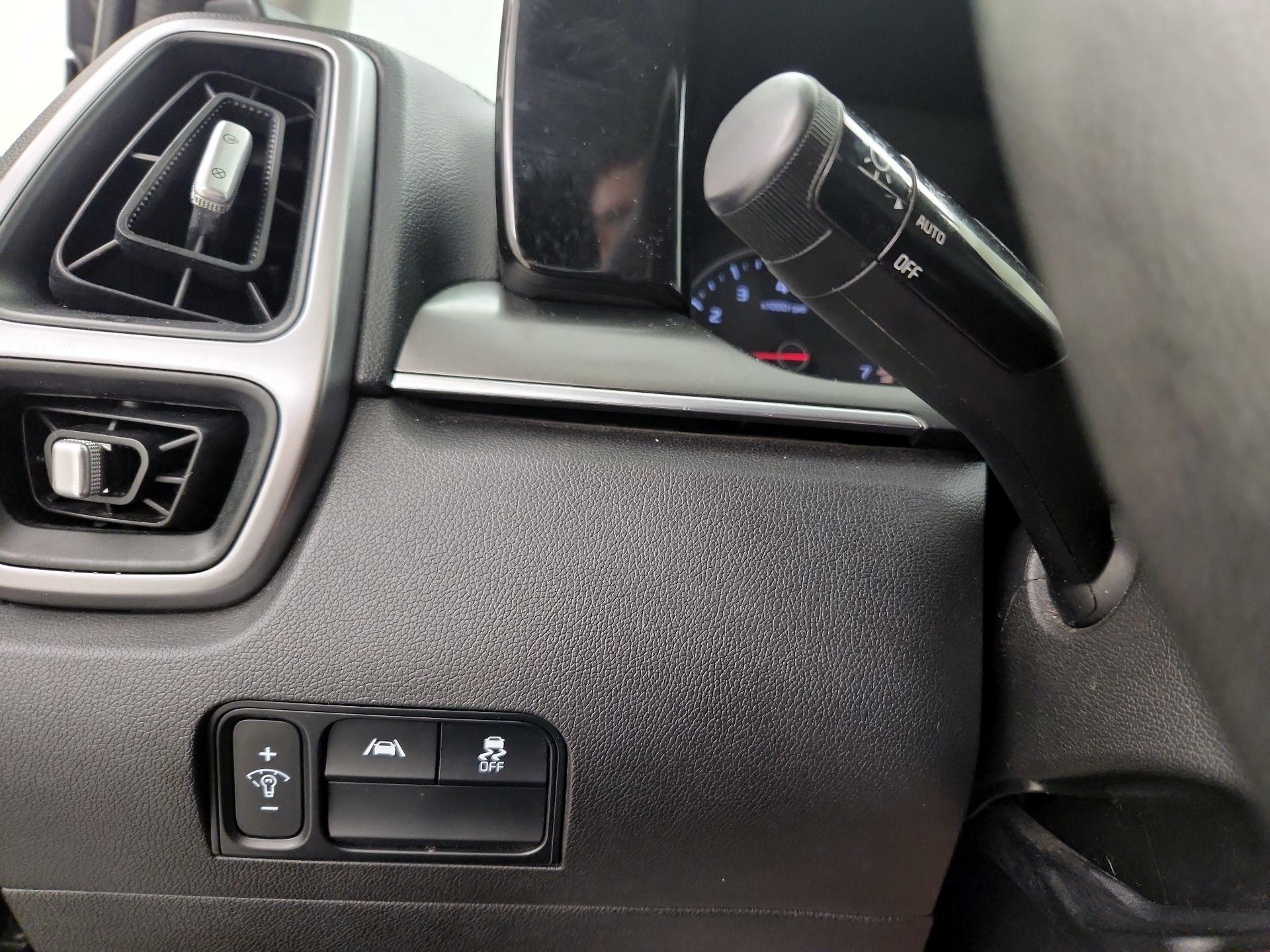 Thumbnail: 2022 Kia Sorento - 13