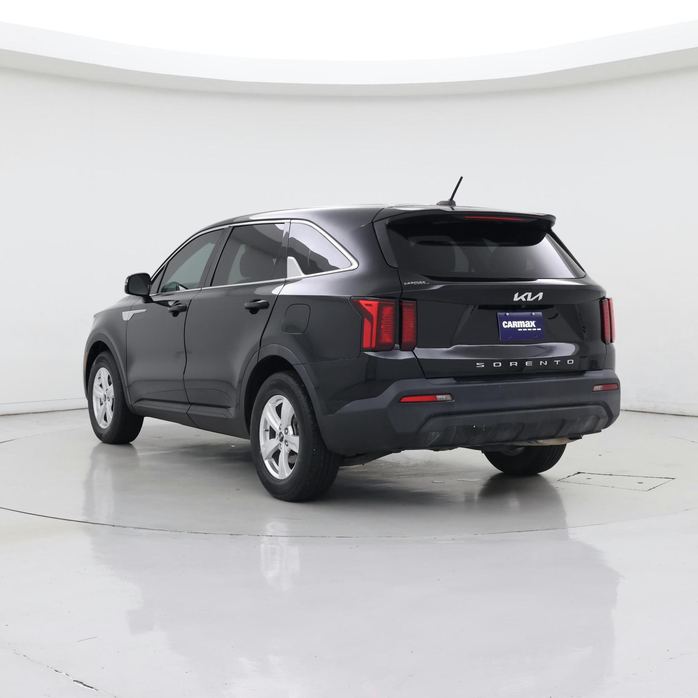 Thumbnail: 2022 Kia Sorento - 2