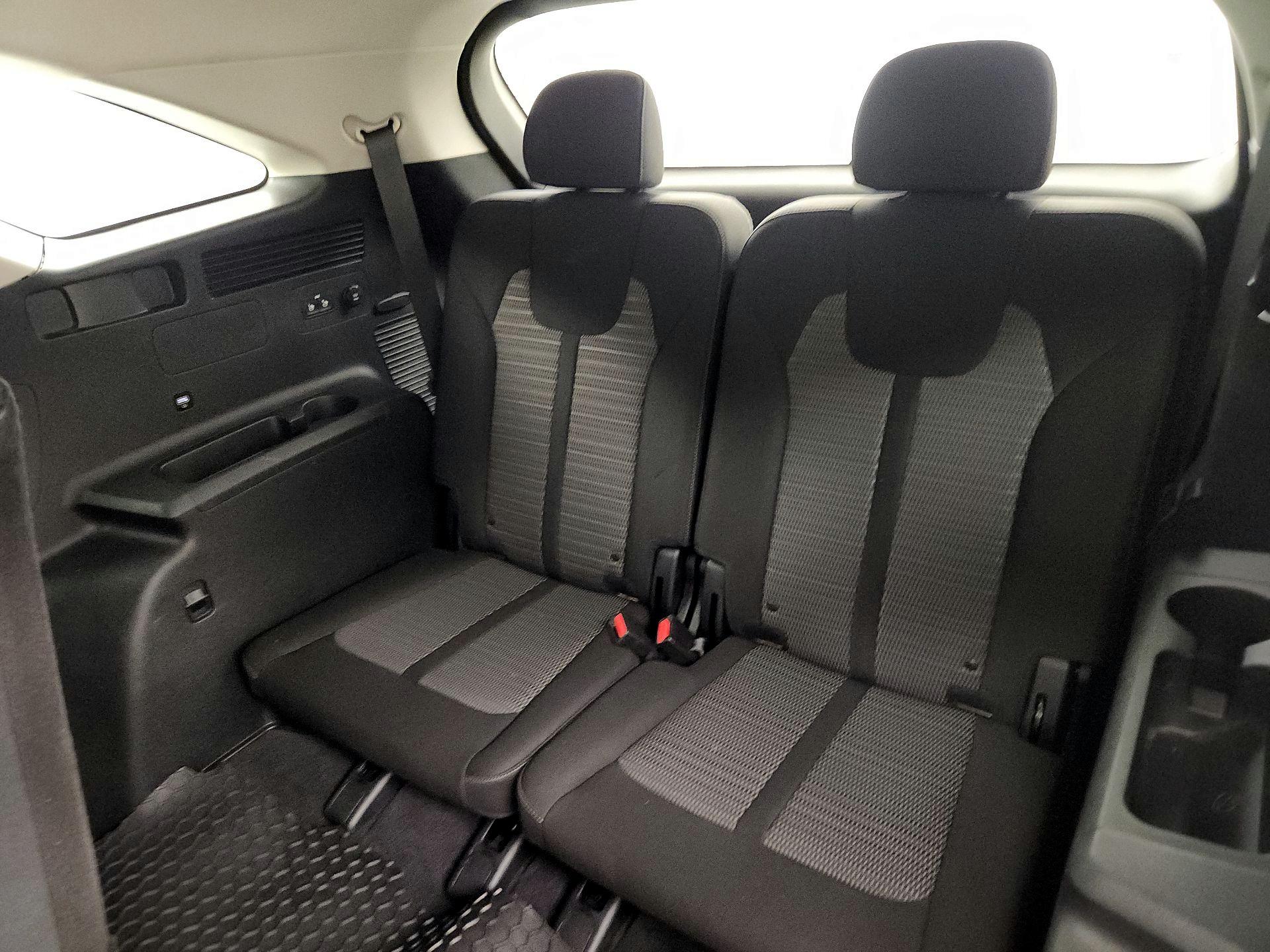 Thumbnail: 2022 Kia Sorento - 20