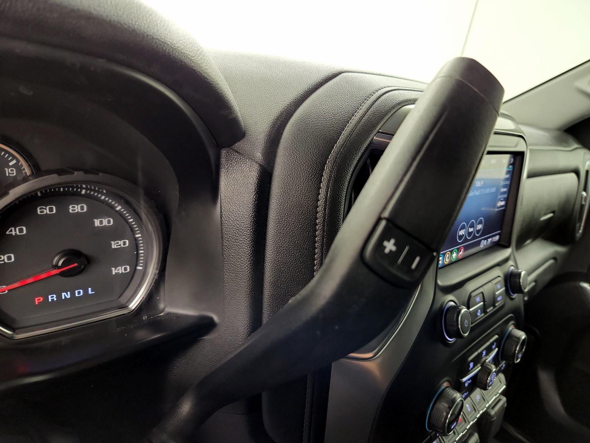 Thumbnail: 2021 Chevrolet Silverado 1500 - 17