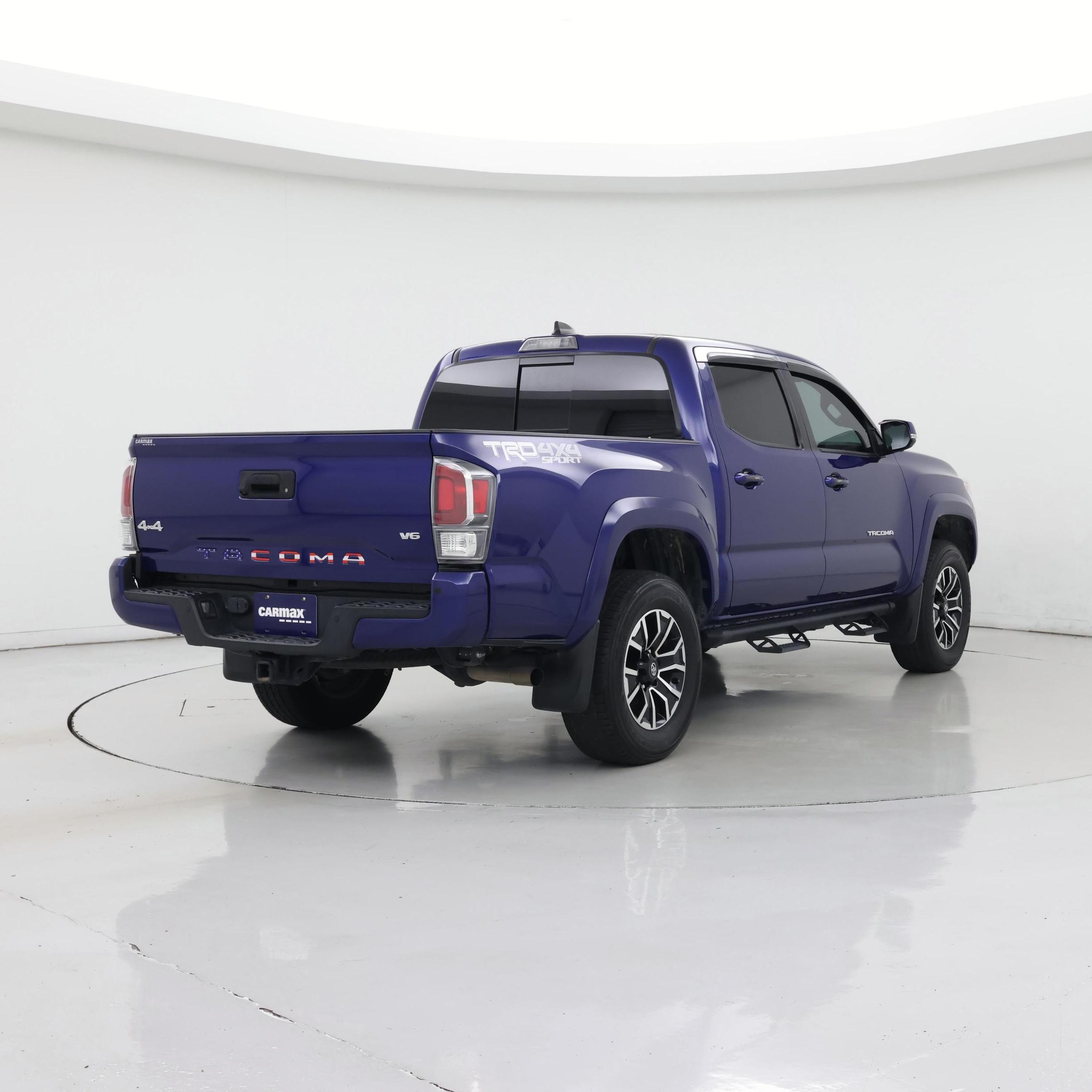 Thumbnail: 2023 Toyota Tacoma - 8