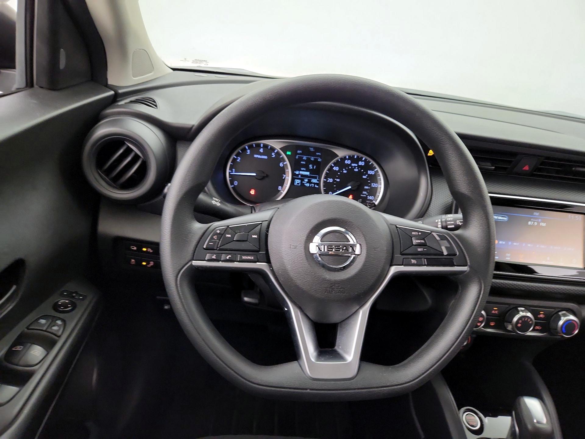 Thumbnail: 2021 Nissan Kicks - 10