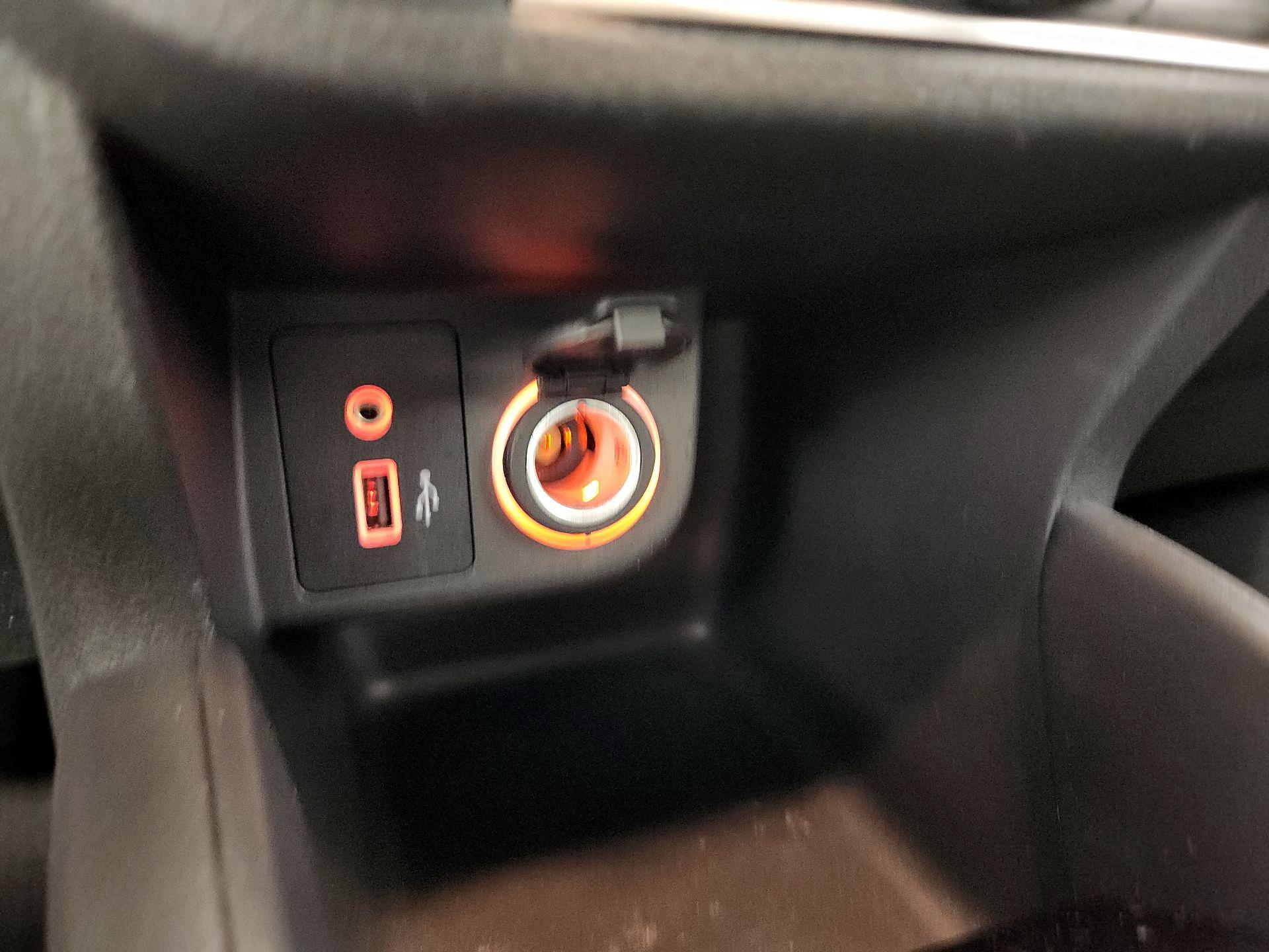 Thumbnail: 2021 Nissan Kicks - 18