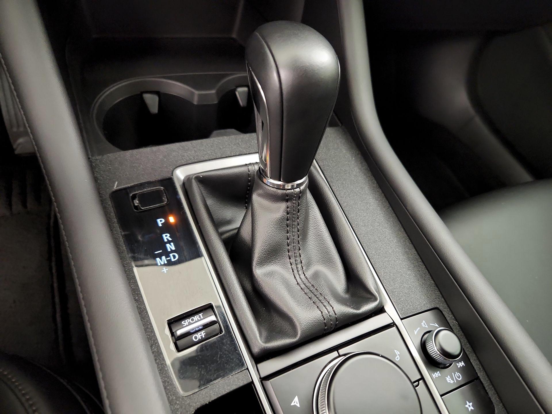 Thumbnail: 2021 Mazda Mazda3 - 17
