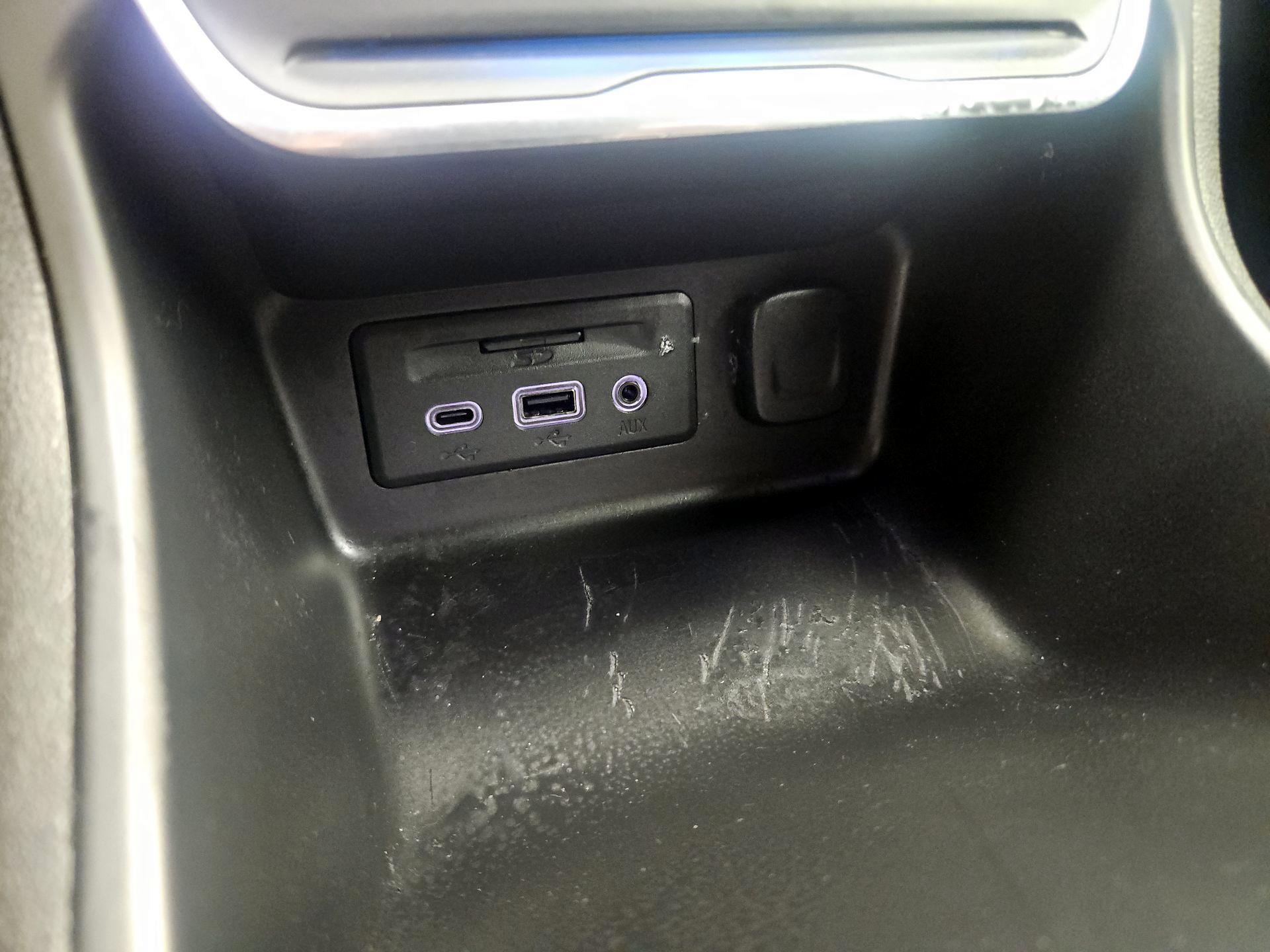 Thumbnail: 2021 GMC Terrain - 19