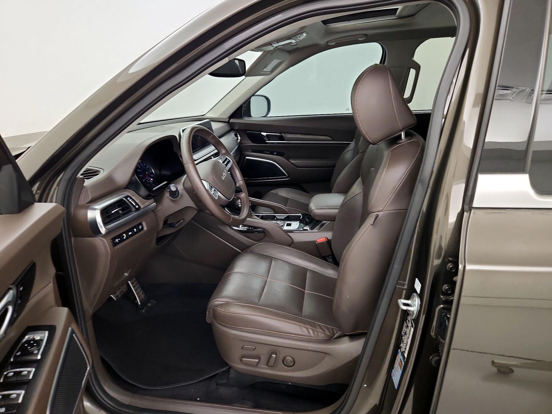 Thumbnail: 2022 Kia Telluride - 11