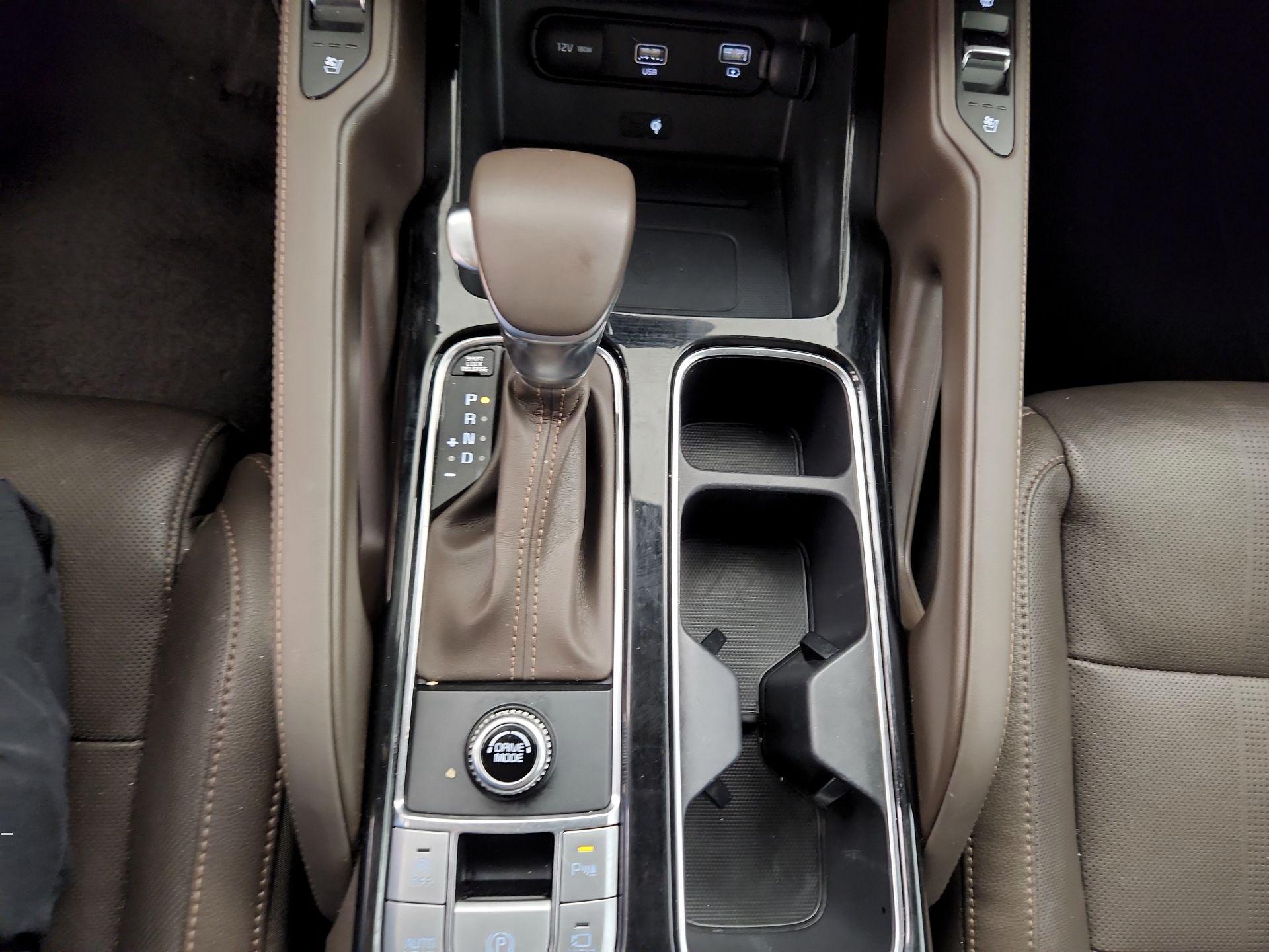 Thumbnail: 2022 Kia Telluride - 18