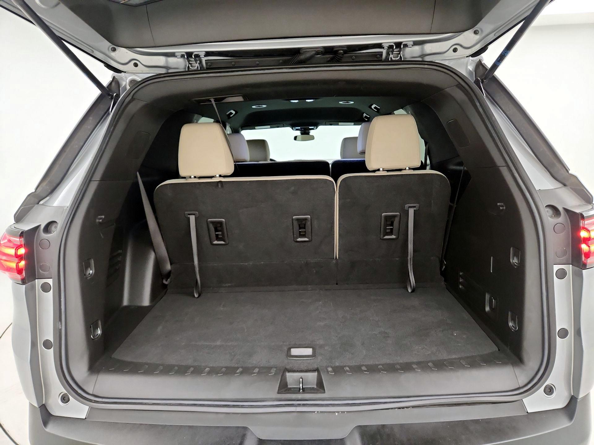 Thumbnail: 2023 Chevrolet Traverse - 20