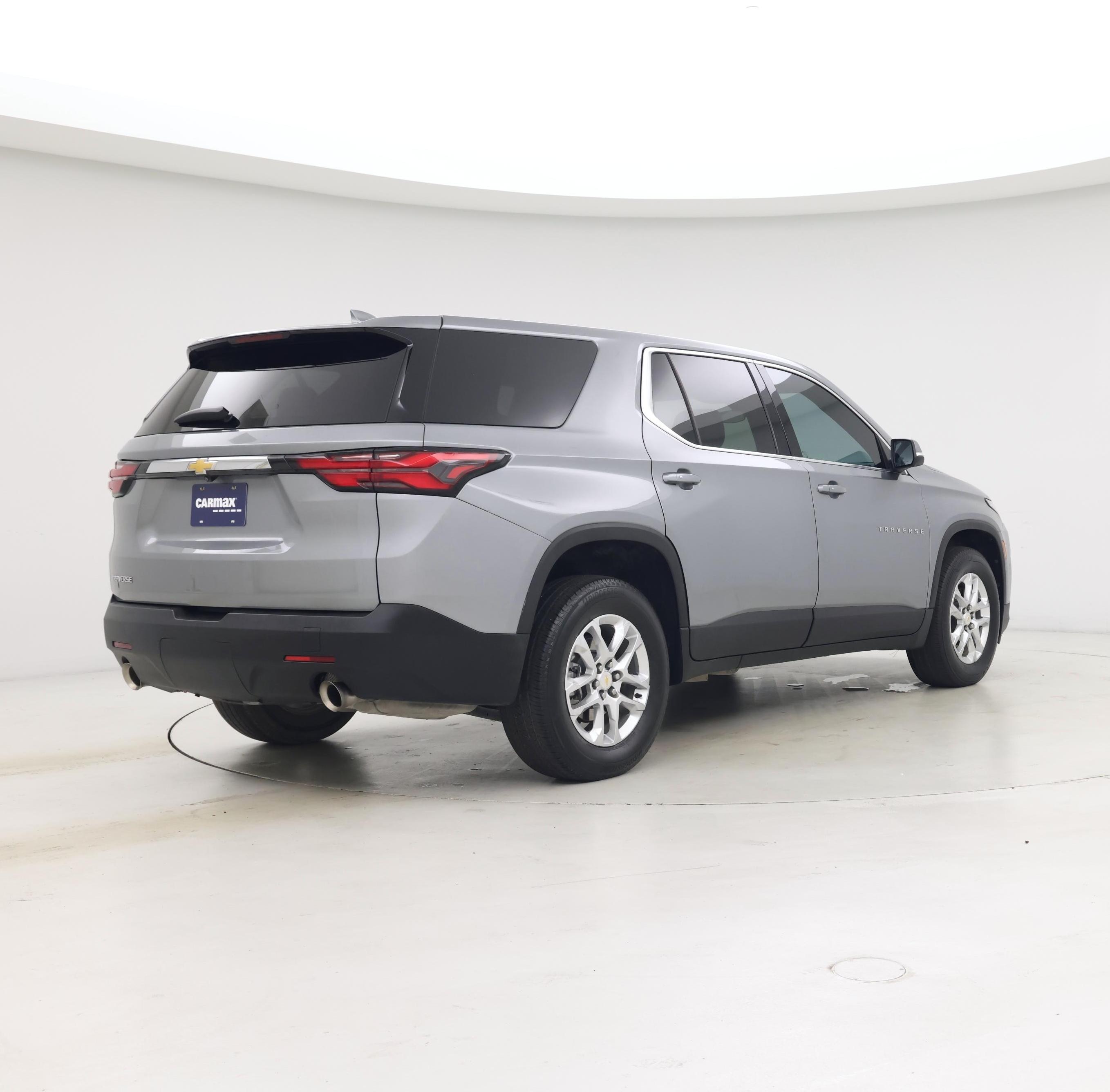 Thumbnail: 2023 Chevrolet Traverse - 8