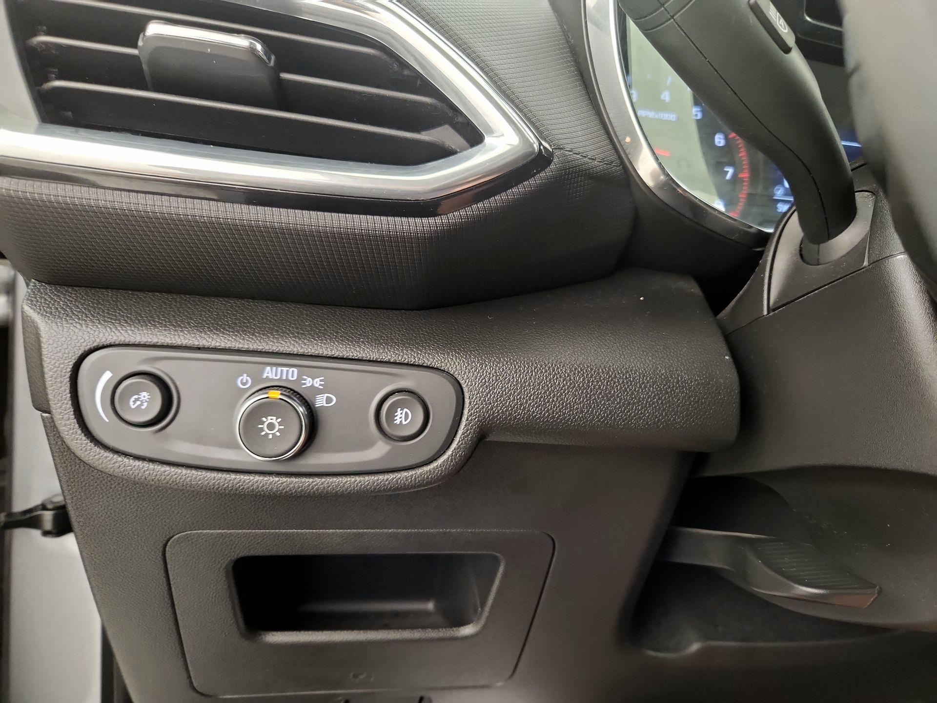 Thumbnail: 2023 Chevrolet TrailBlazer - 13