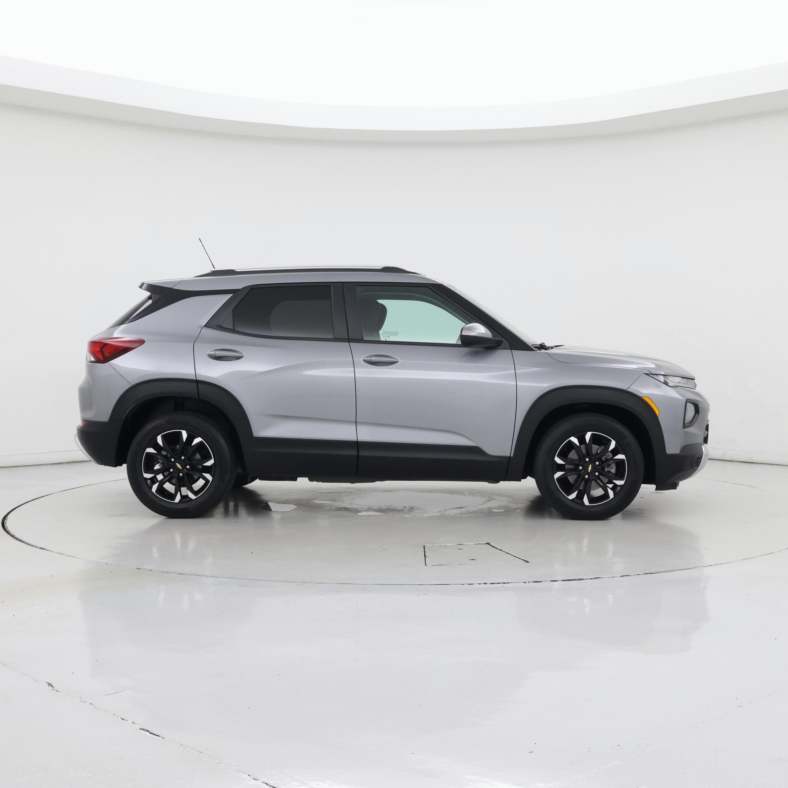 Thumbnail: 2023 Chevrolet TrailBlazer - 7