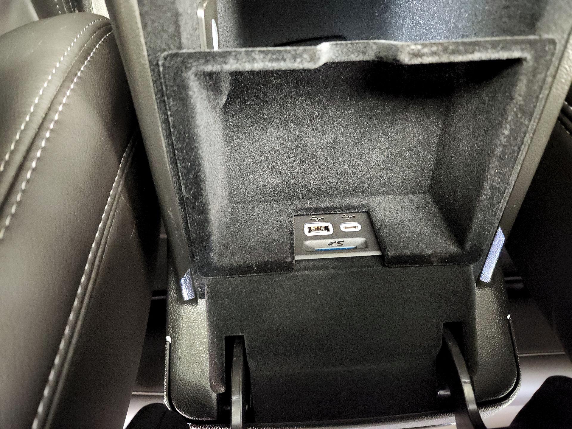 Thumbnail: 2021 Cadillac XT5 - 18