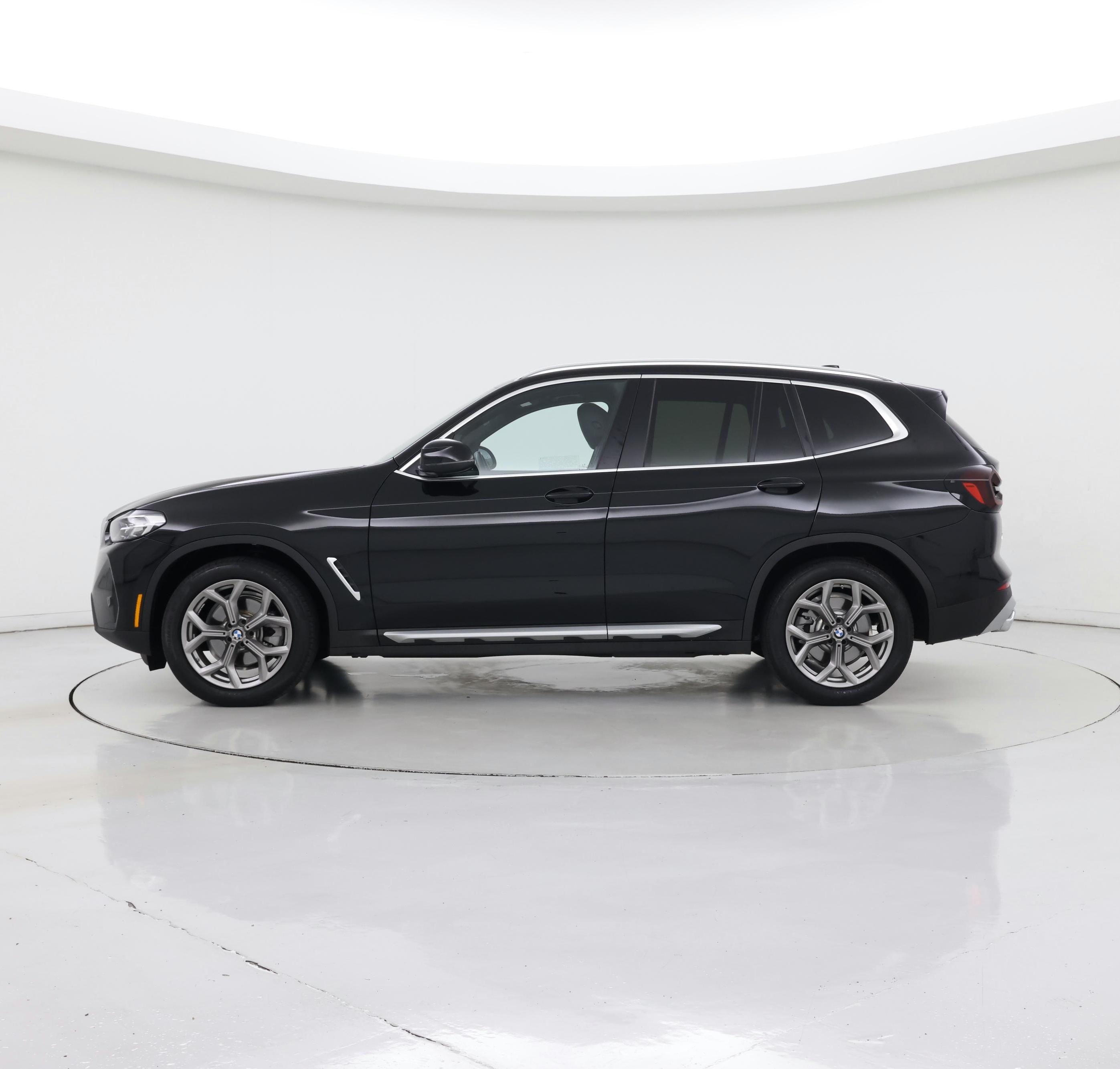 Thumbnail: 2022 BMW X3 - 3