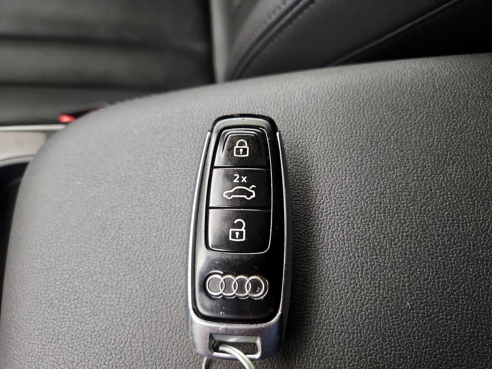 Thumbnail: 2022 Audi Q7 - 18