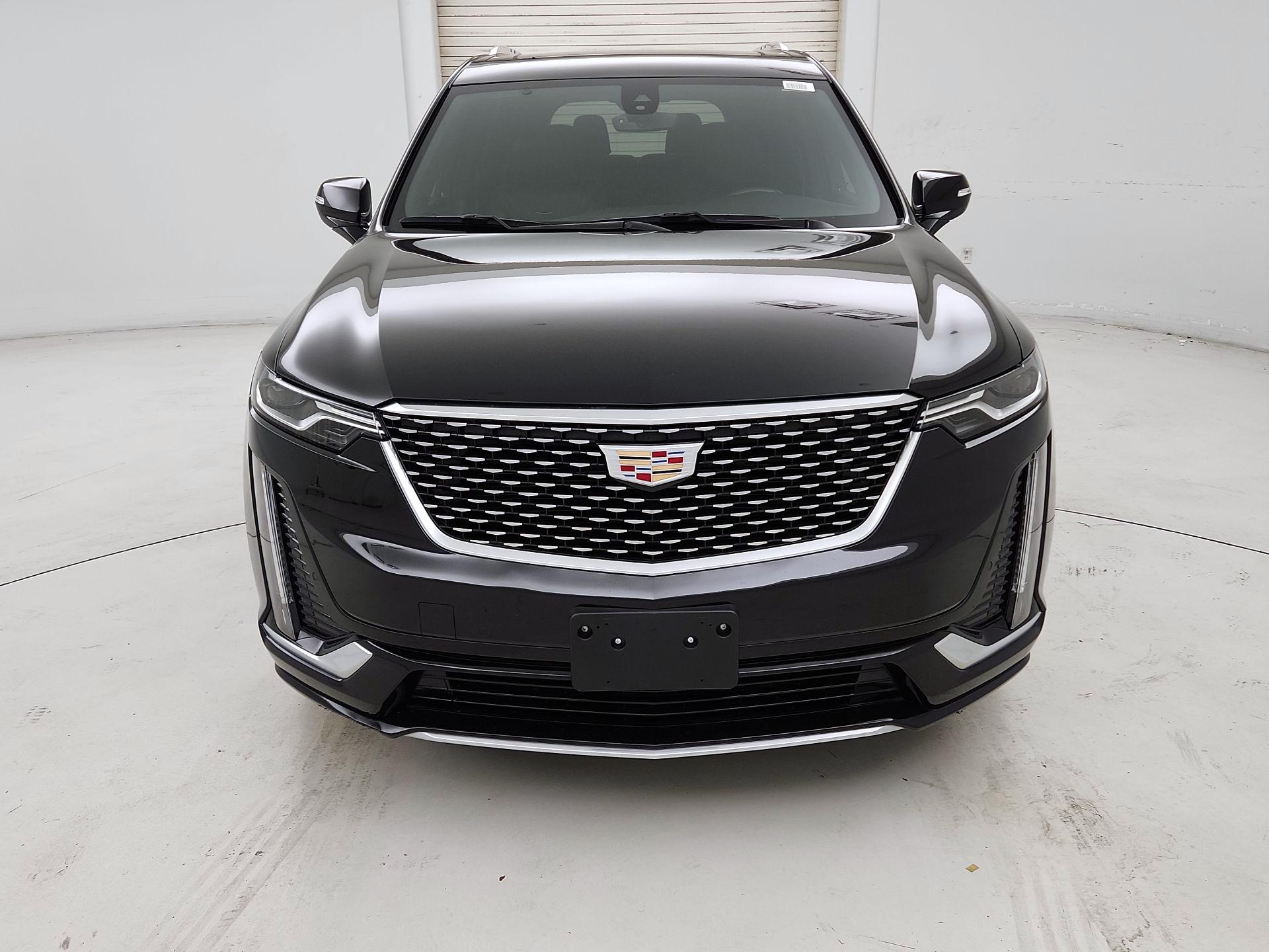 Thumbnail: 2023 Cadillac XT6 - 2