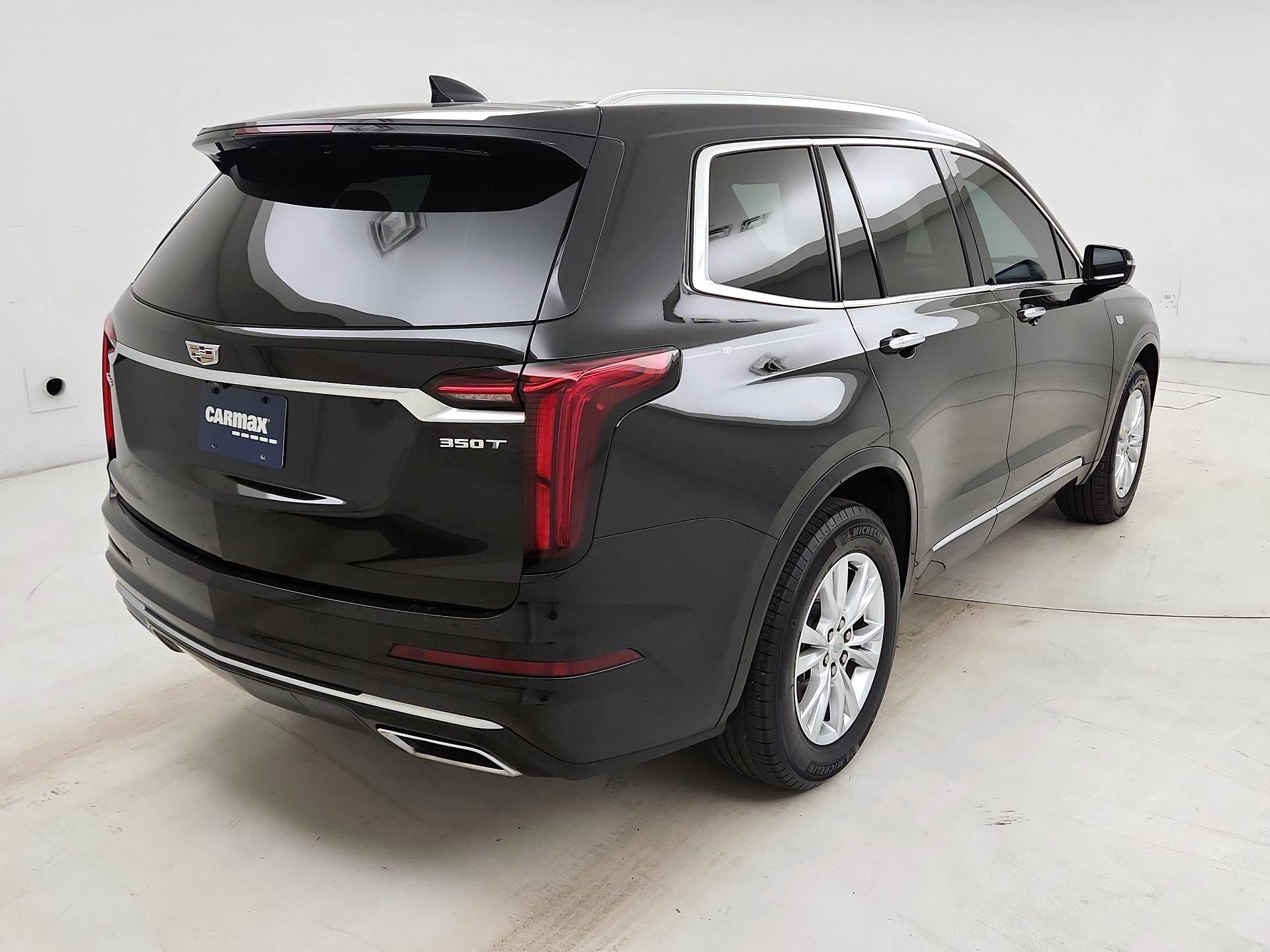Thumbnail: 2023 Cadillac XT6 - 5