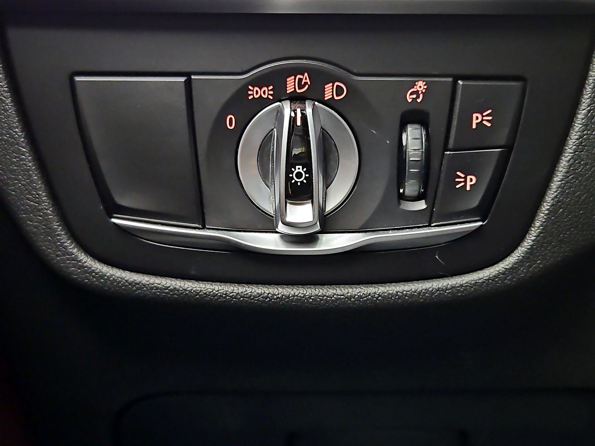 Thumbnail: 2022 BMW X3 - 13