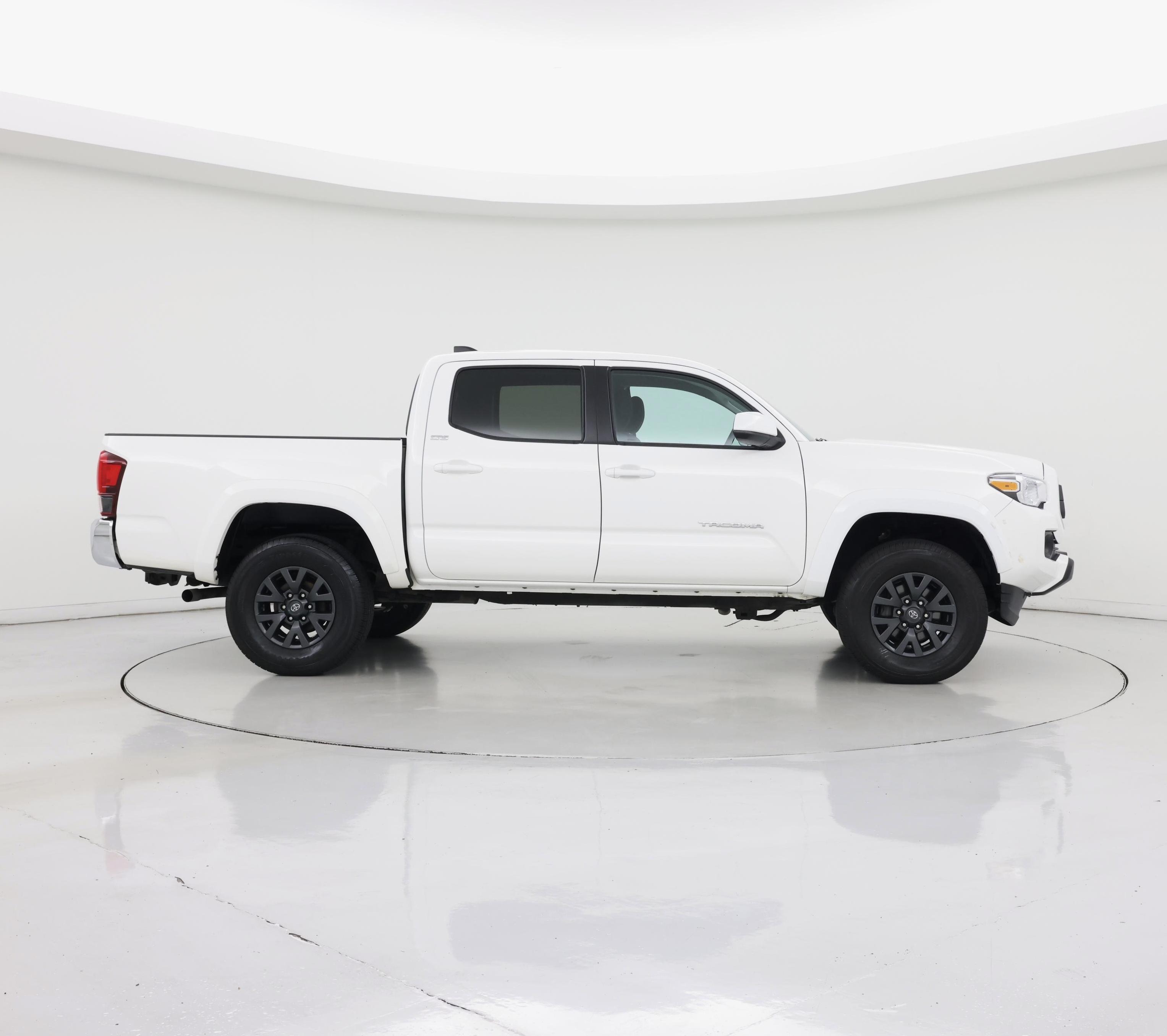 Thumbnail: 2023 Toyota Tacoma - 7