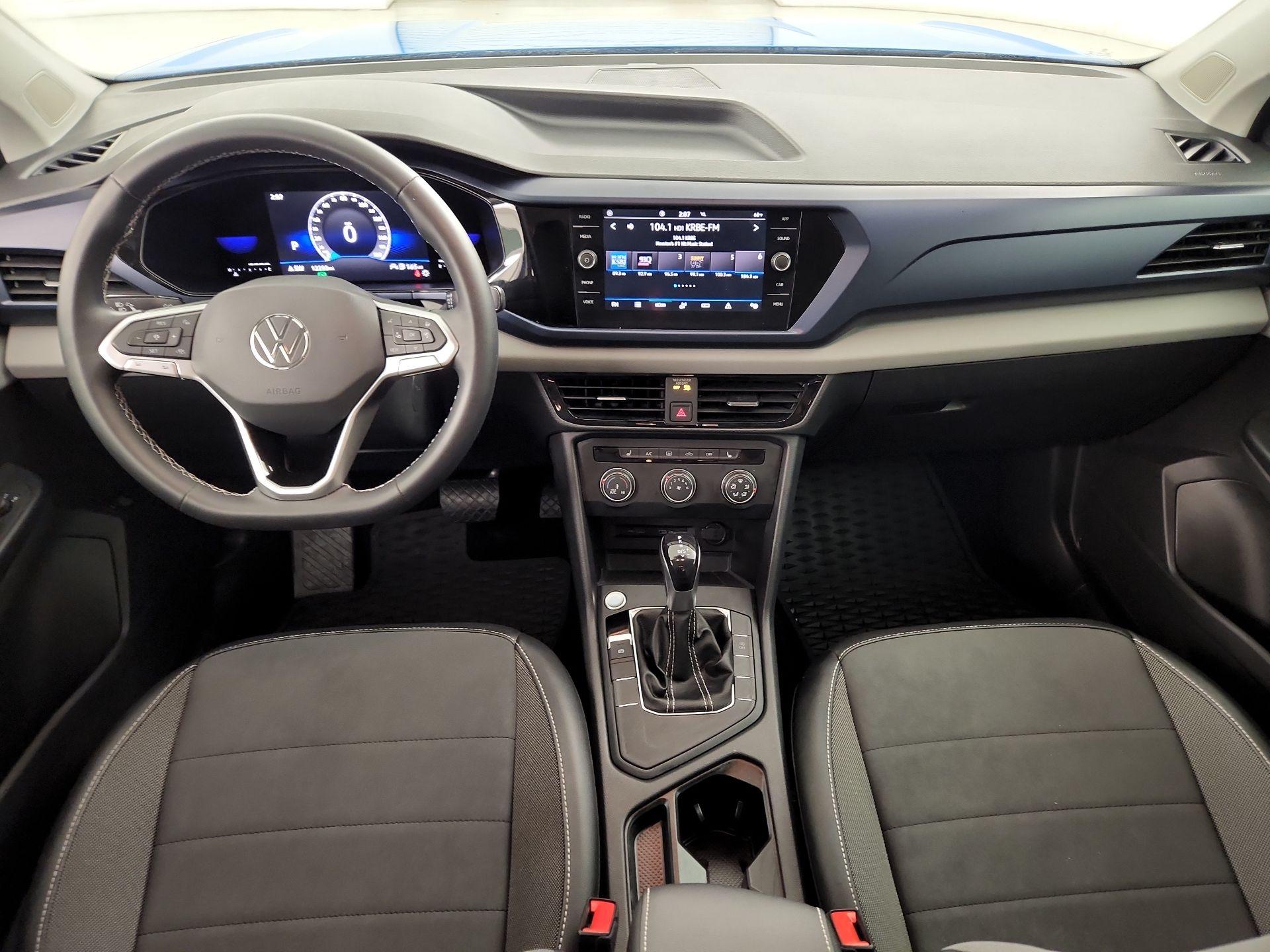Thumbnail: 2022 Volkswagen Taos - 9