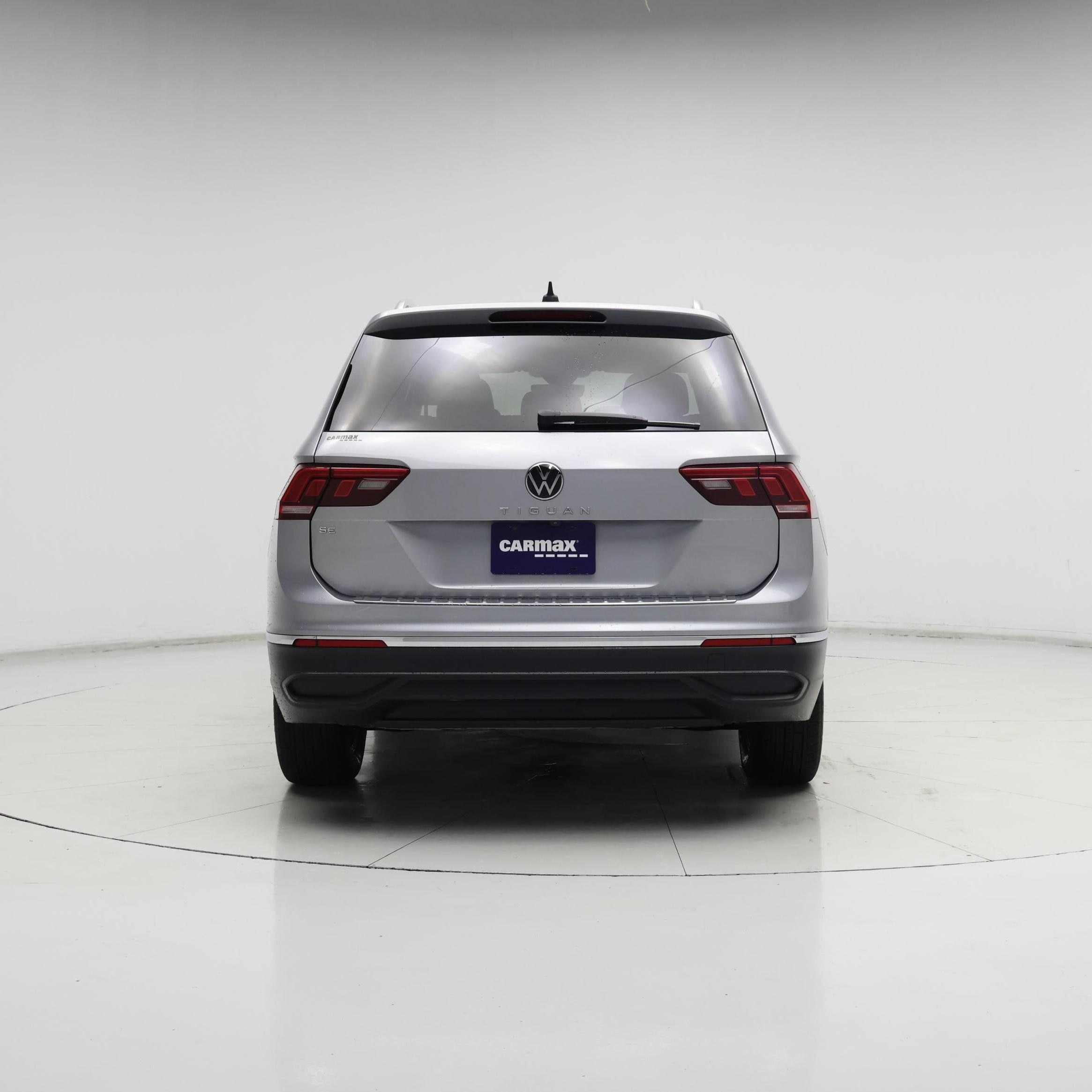 Thumbnail: 2022 Volkswagen Tiguan - 6
