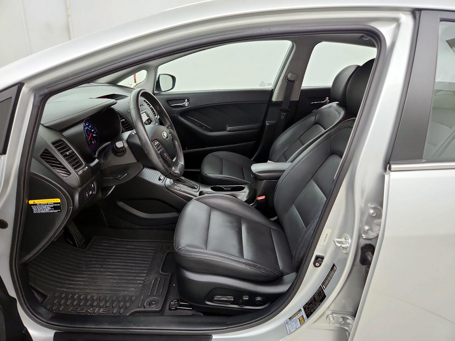 Thumbnail: 2014 Kia Forte - 9