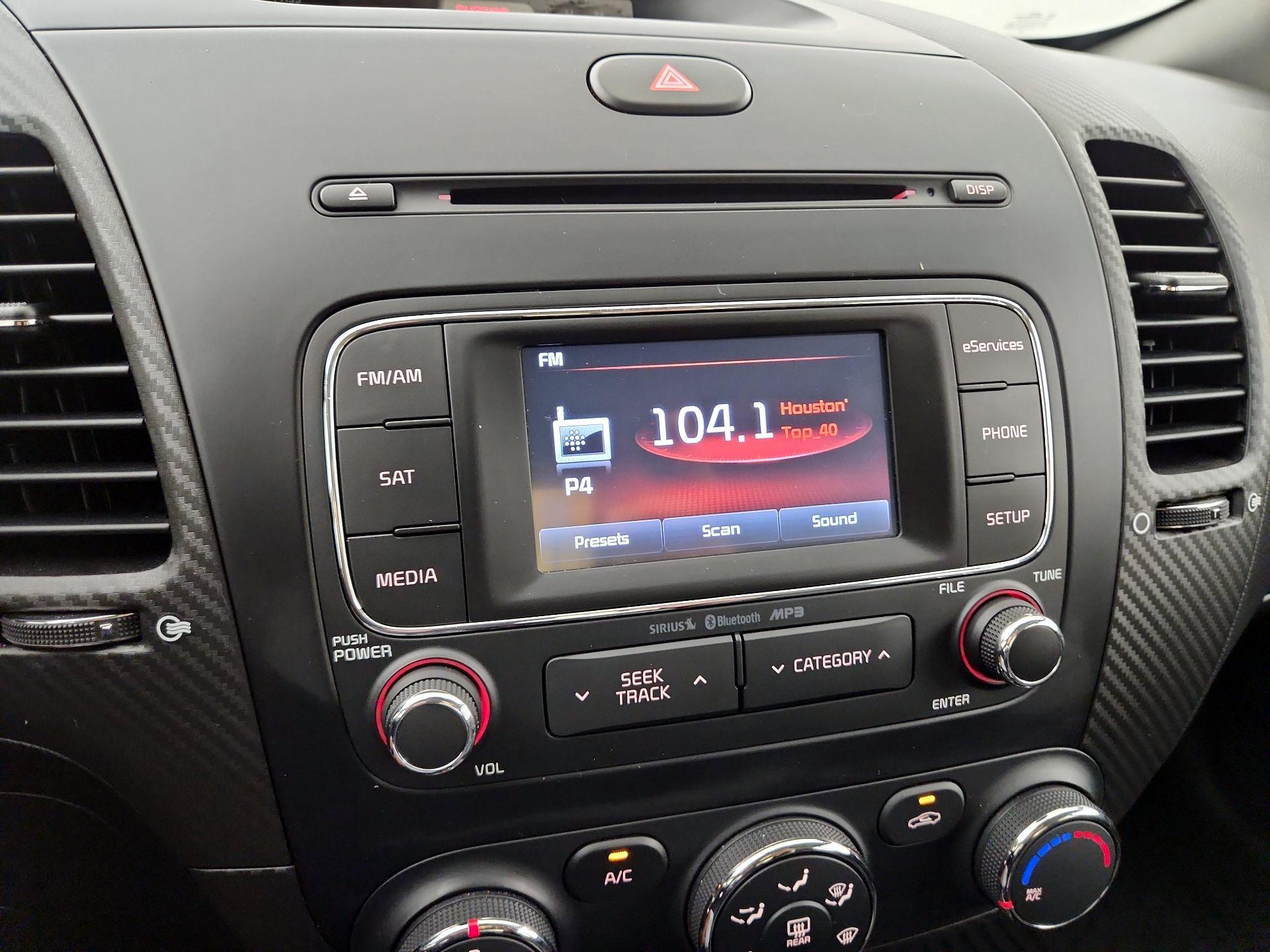 Thumbnail: 2014 Kia Forte - 13