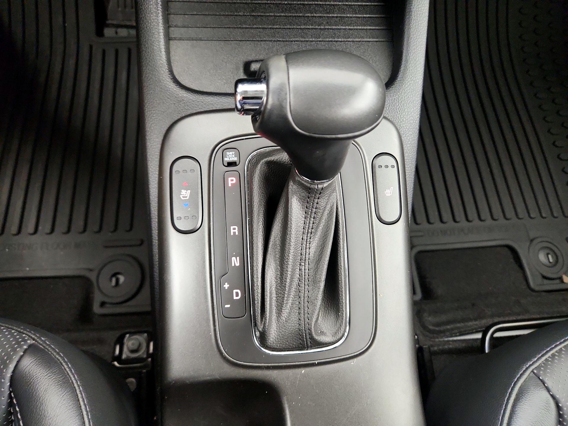 Thumbnail: 2014 Kia Forte - 15