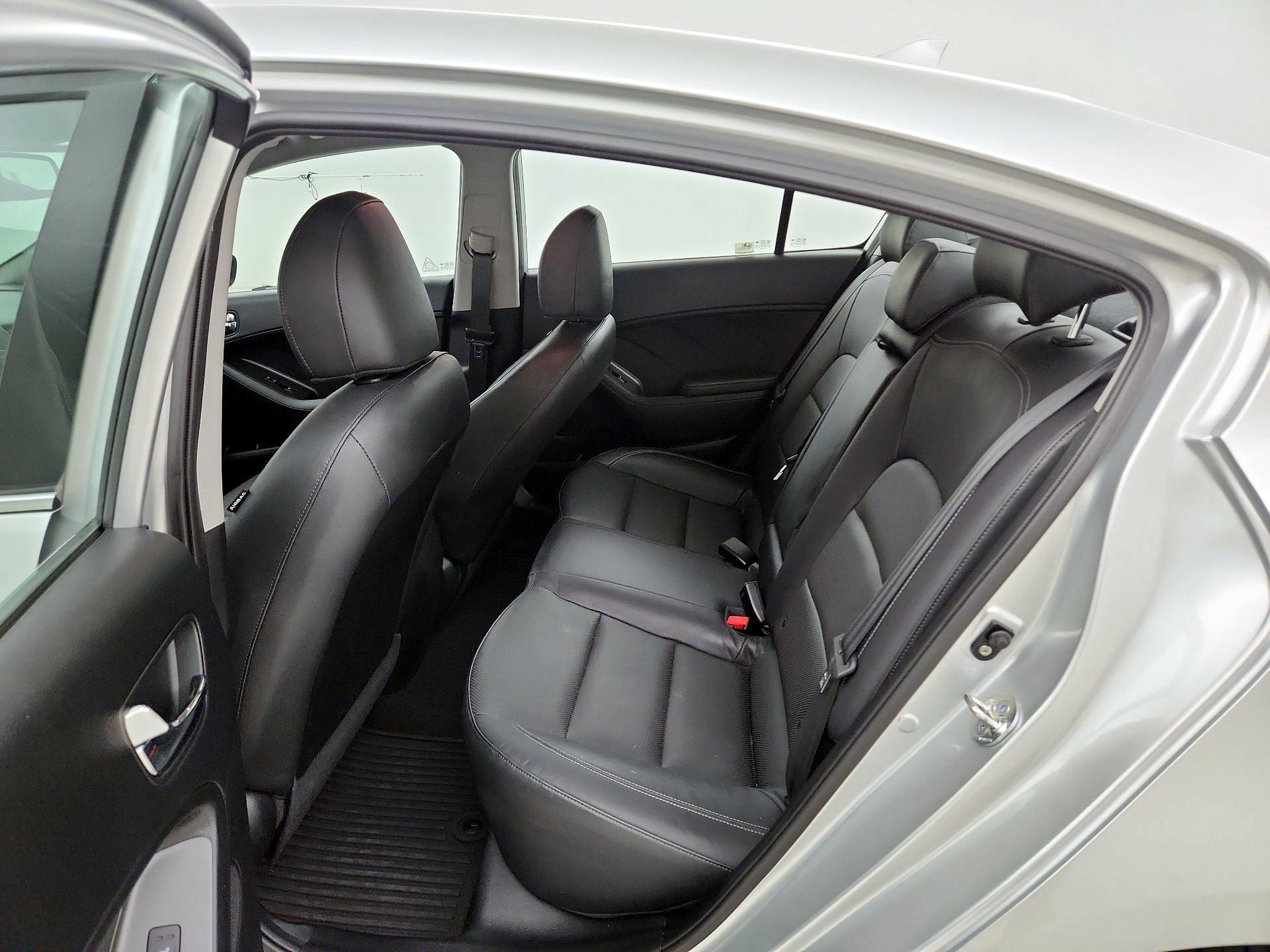 Thumbnail: 2014 Kia Forte - 18