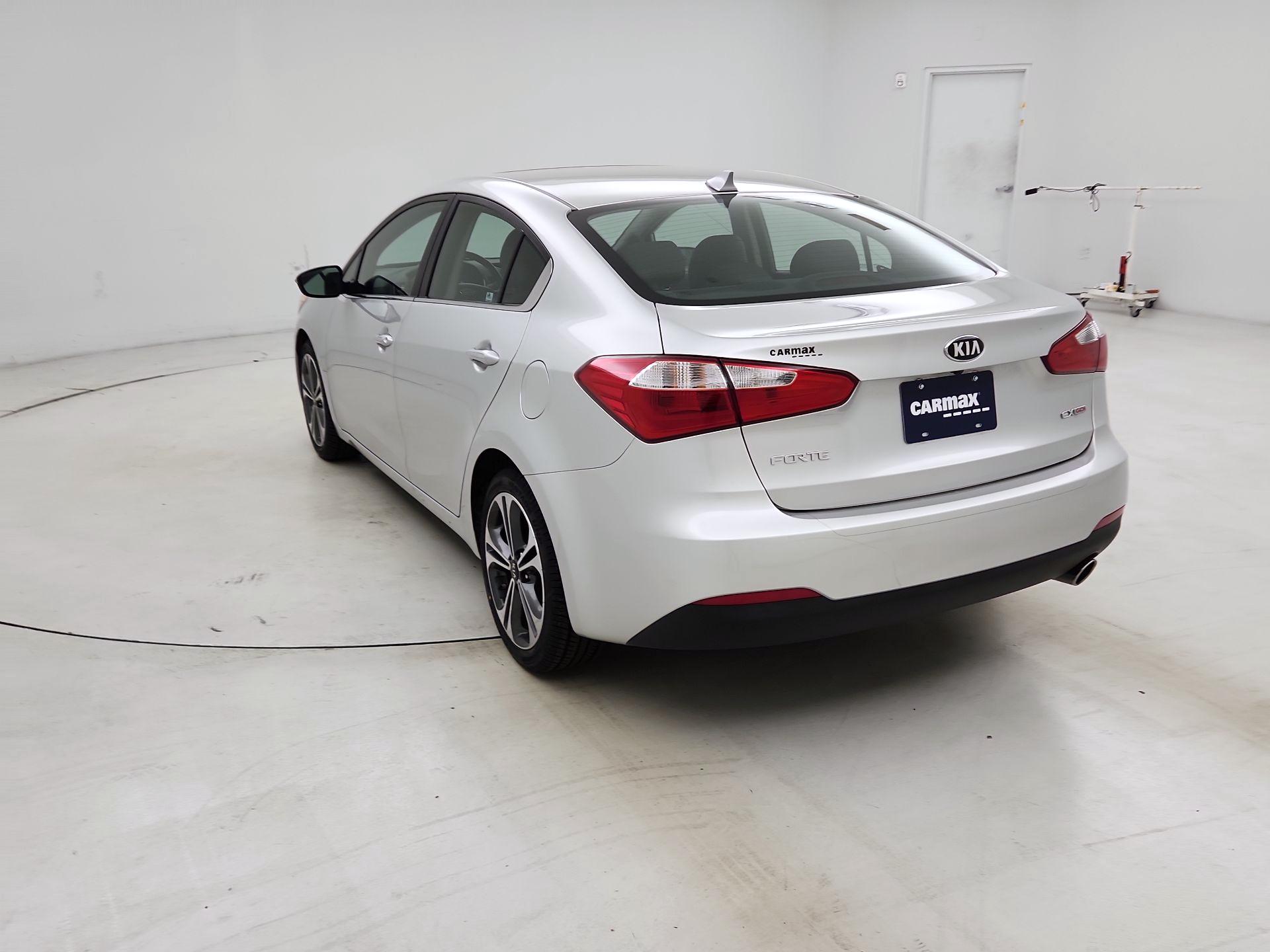 Thumbnail: 2014 Kia Forte - 7