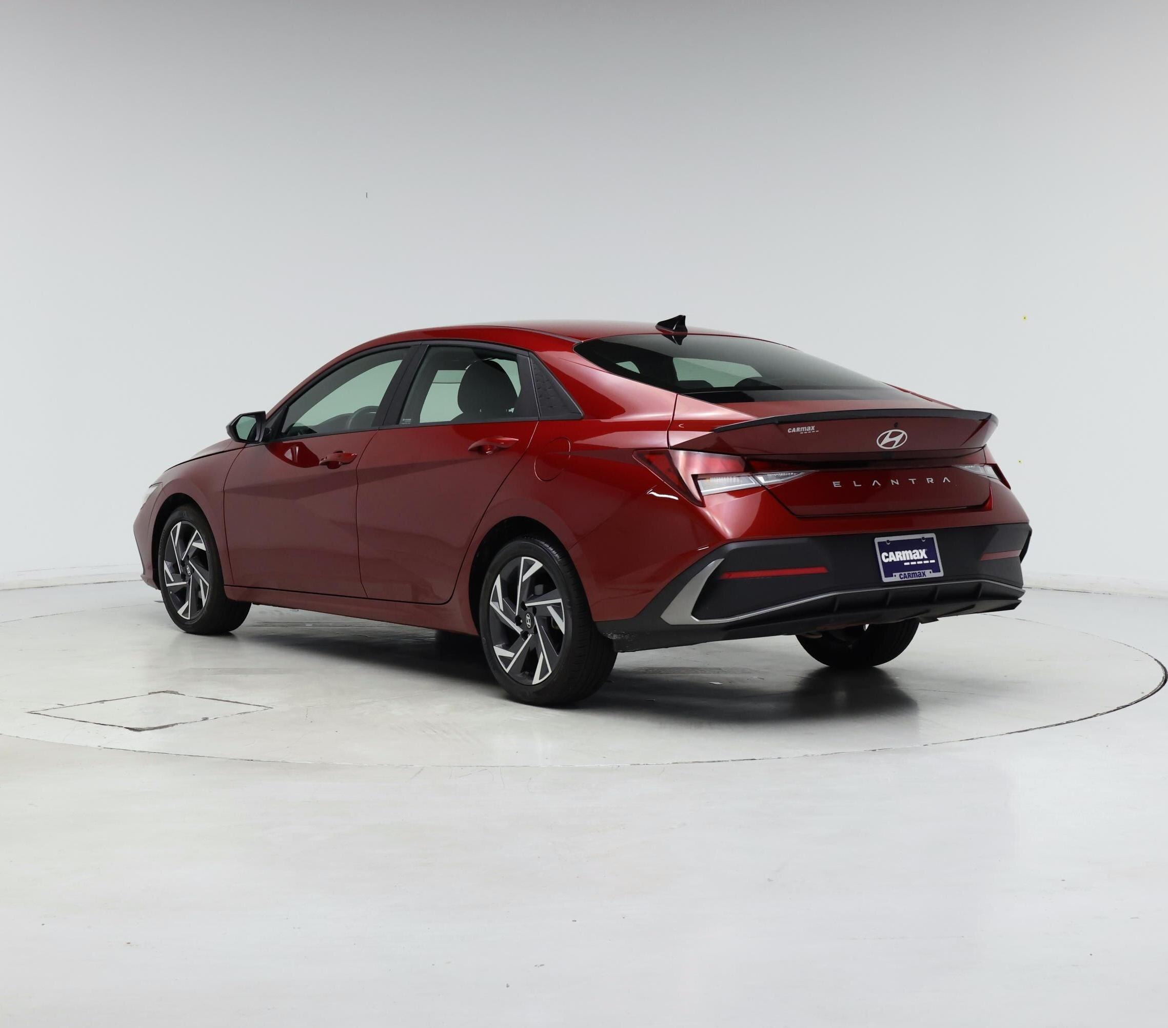 Thumbnail: 2025 Hyundai Elantra - 2