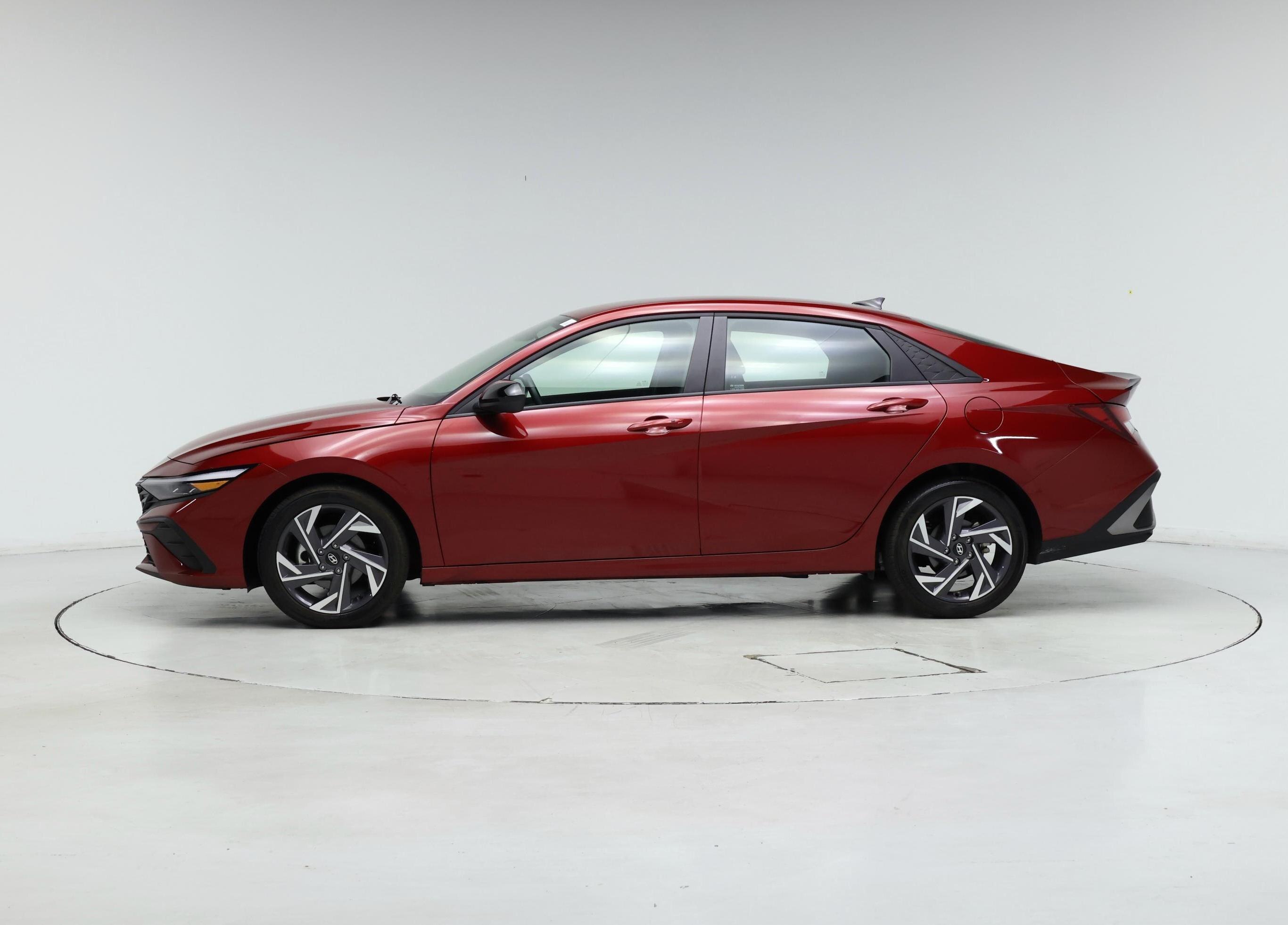 Thumbnail: 2025 Hyundai Elantra - 3