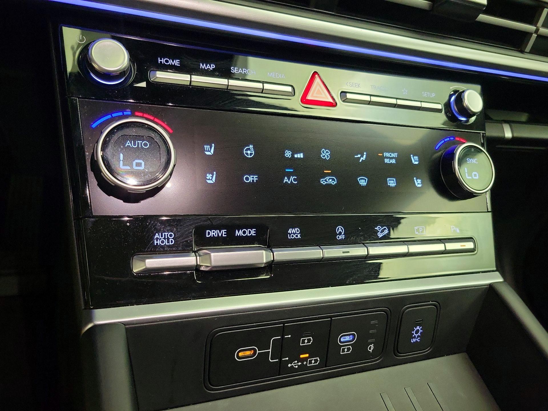 Thumbnail: 2024 Hyundai Santa Fe - 17