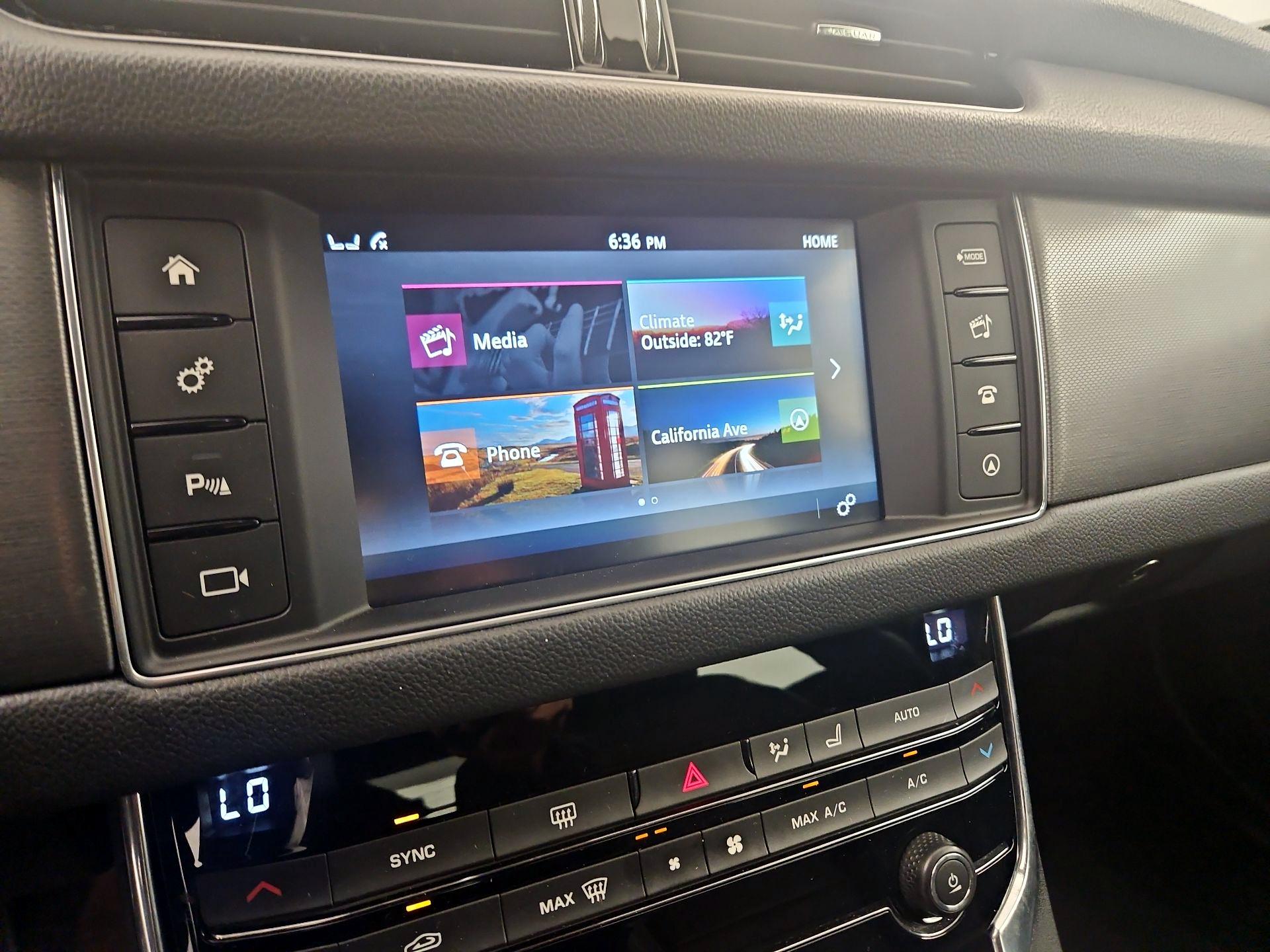 Thumbnail: 2016 Jaguar XF - 13