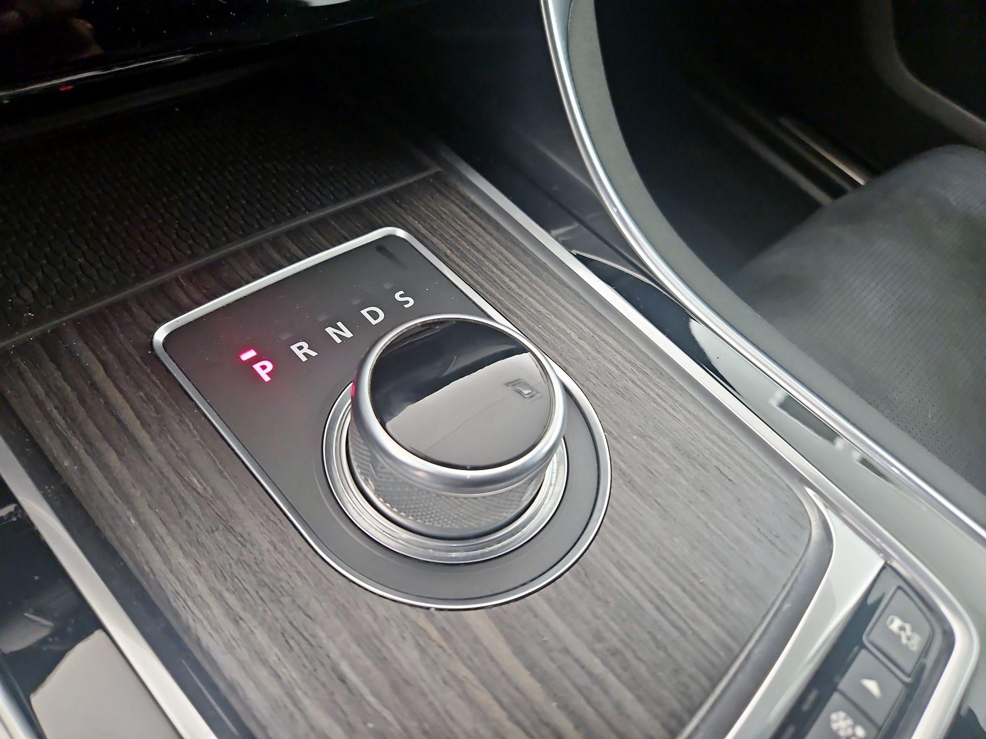 Thumbnail: 2016 Jaguar XF - 15