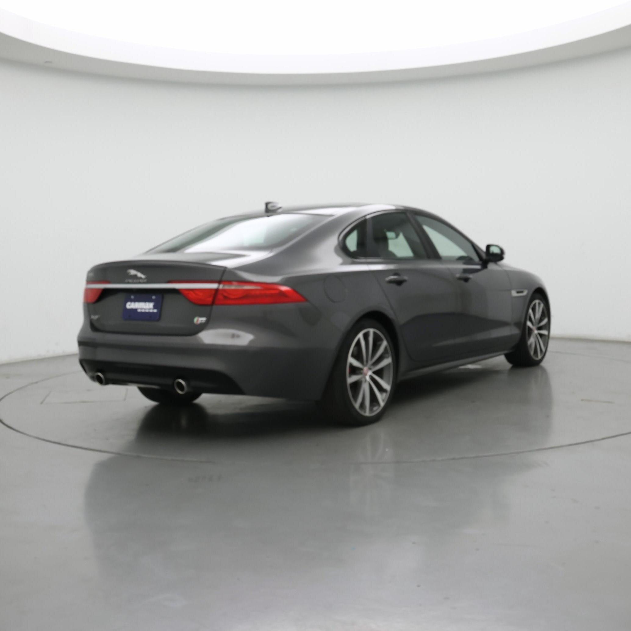 Thumbnail: 2016 Jaguar XF - 8