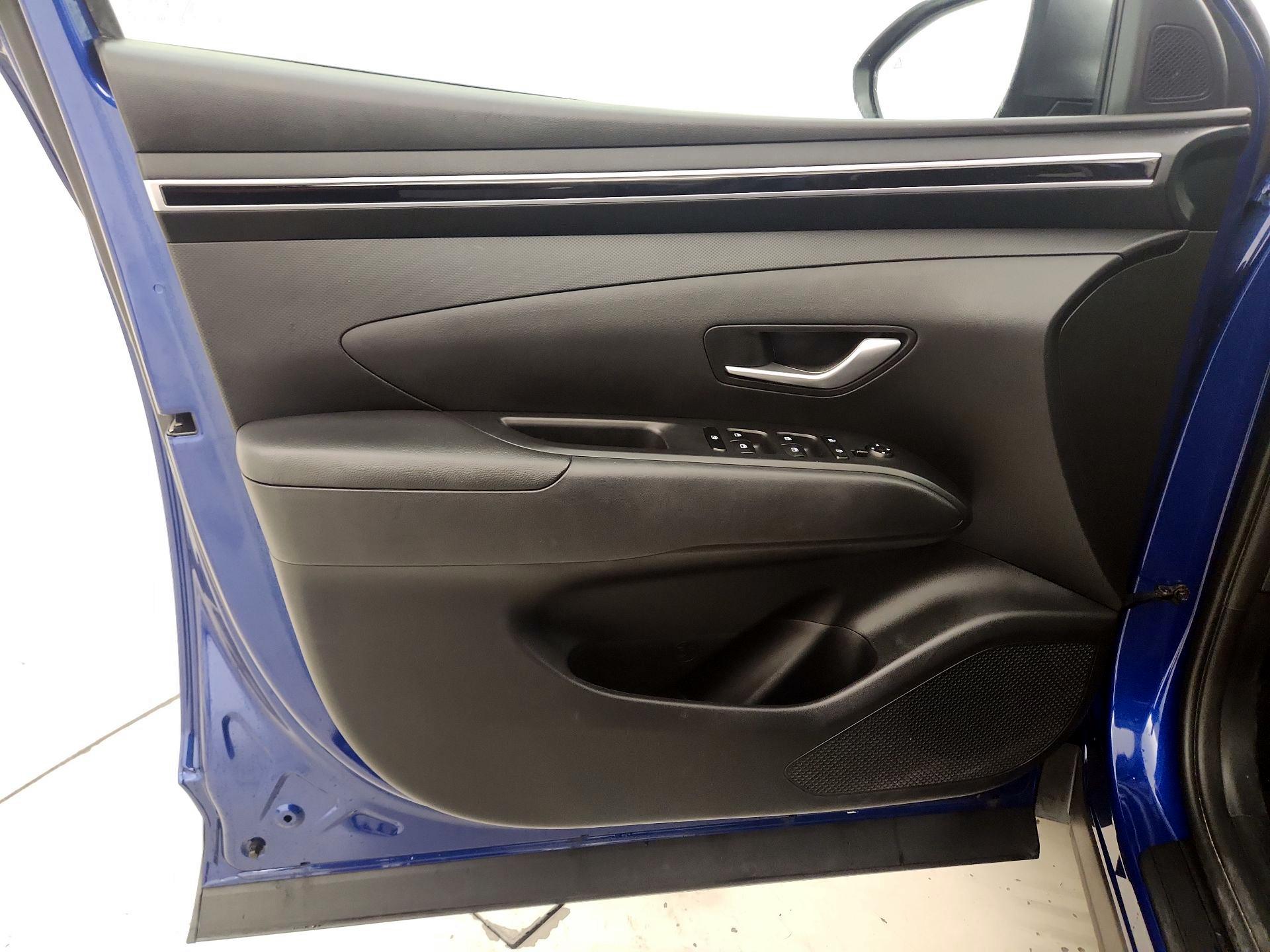 Thumbnail: 2022 Hyundai Tucson - 12