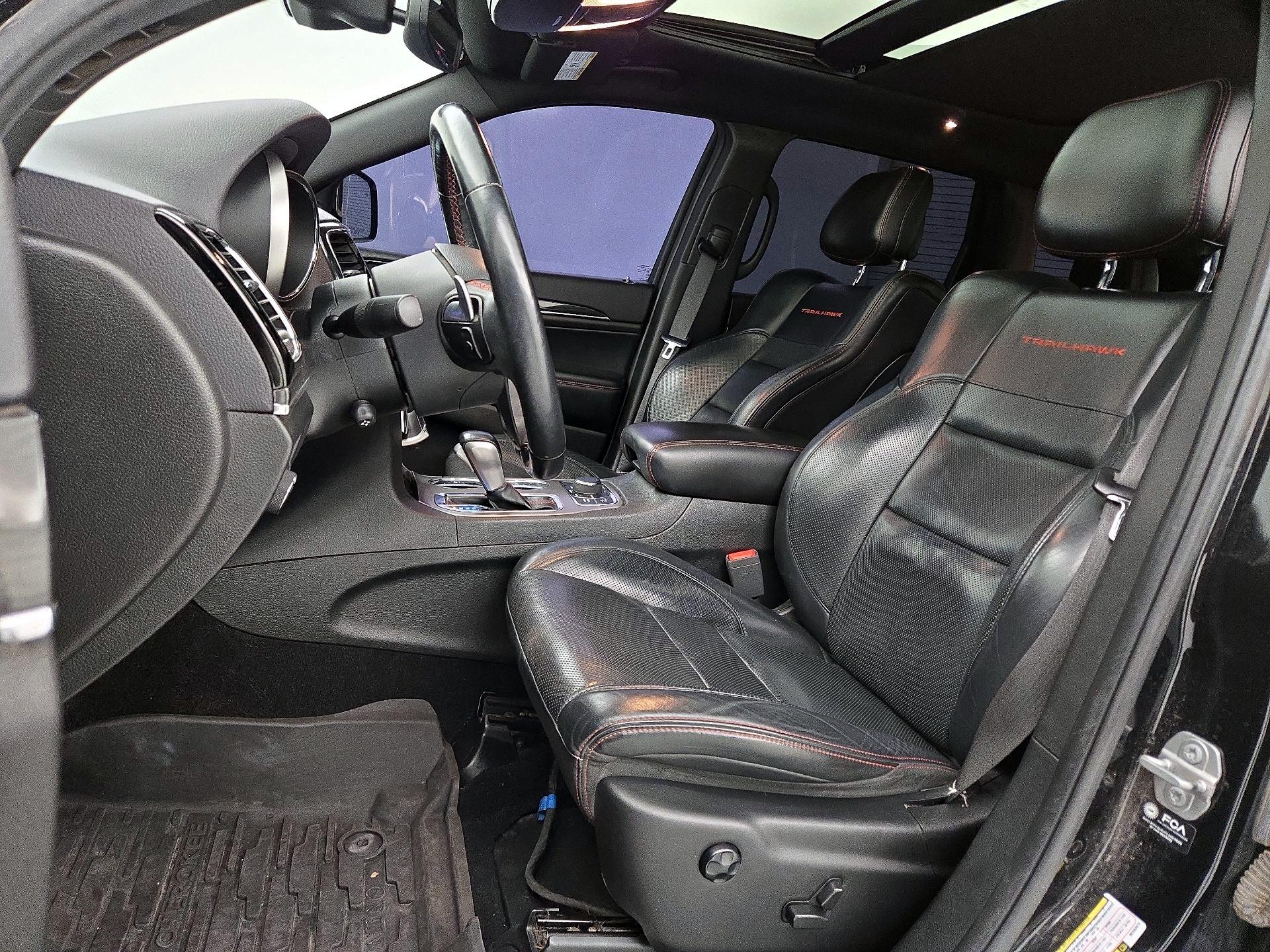 Thumbnail: 2021 Jeep Grand Cherokee - 11