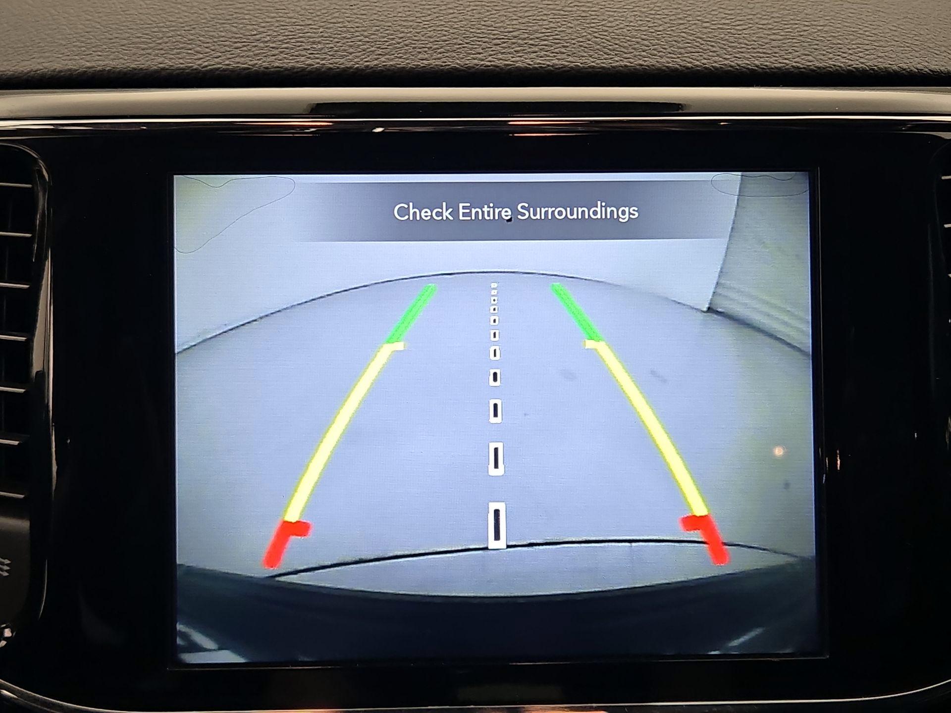 Thumbnail: 2021 Jeep Grand Cherokee - 15