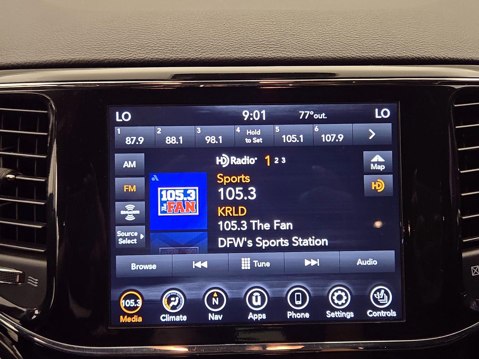 Thumbnail: 2021 Jeep Grand Cherokee - 16