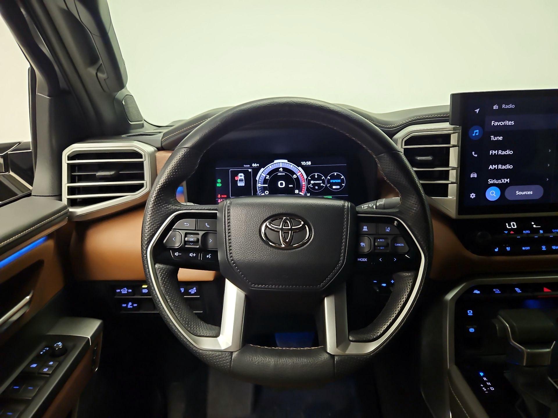 Thumbnail: 2022 Toyota Tundra - 10