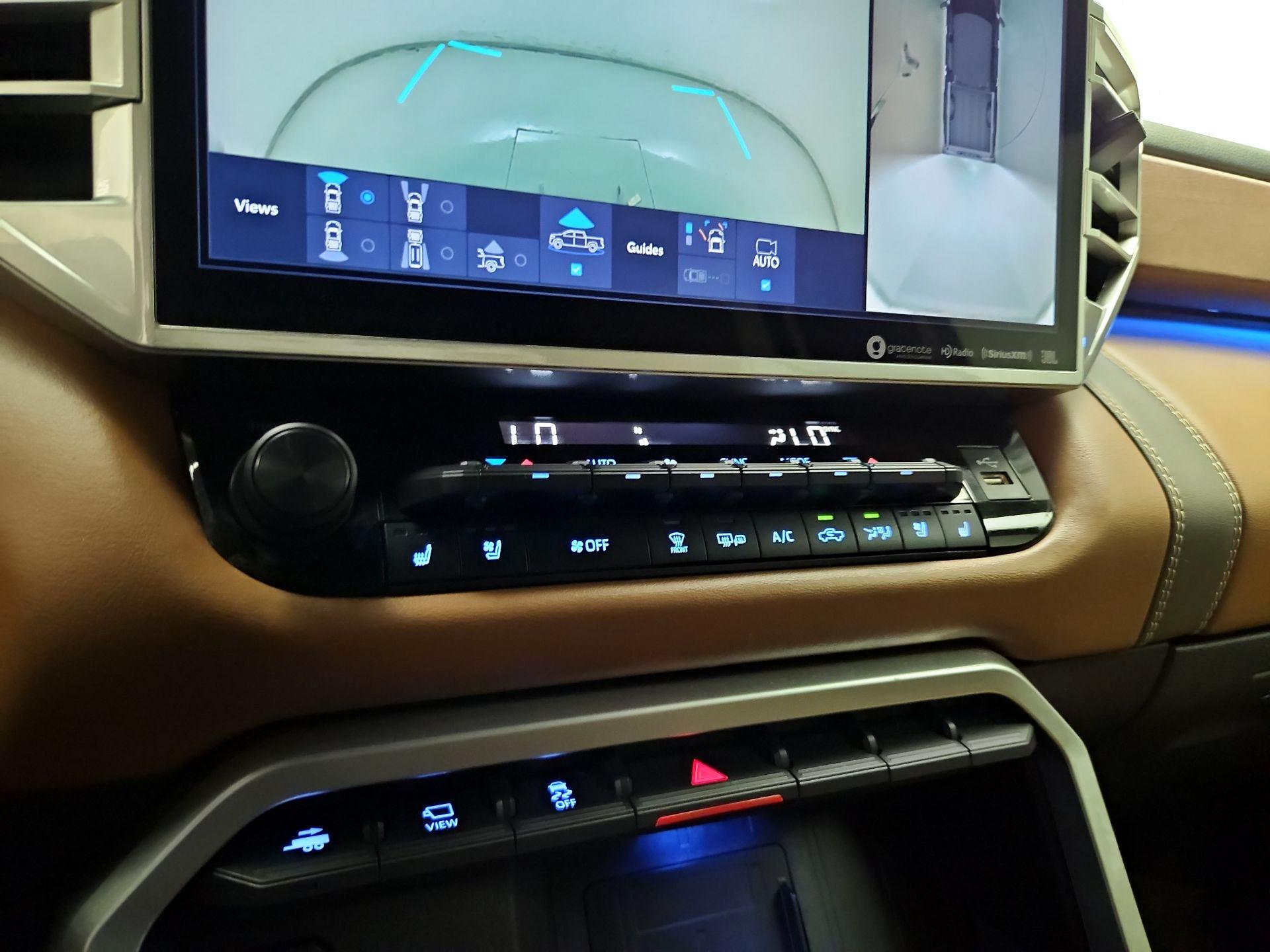 Thumbnail: 2022 Toyota Tundra - 15