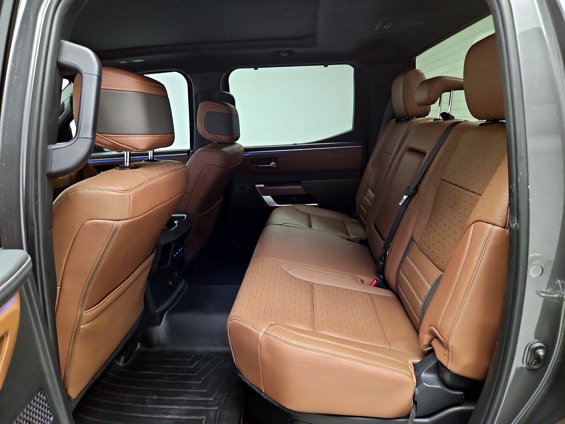 Thumbnail: 2022 Toyota Tundra - 17