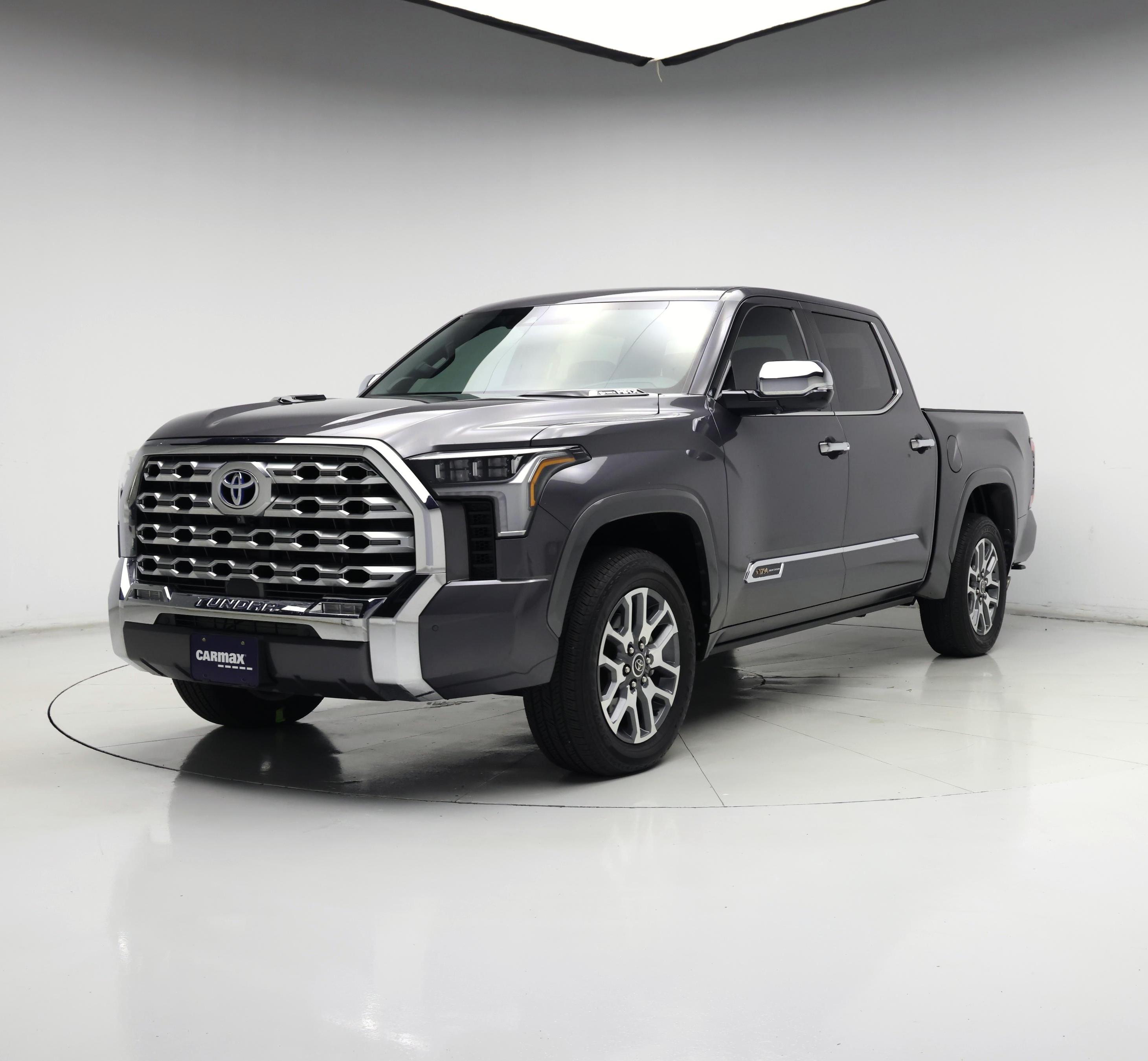 Thumbnail: 2022 Toyota Tundra - 4